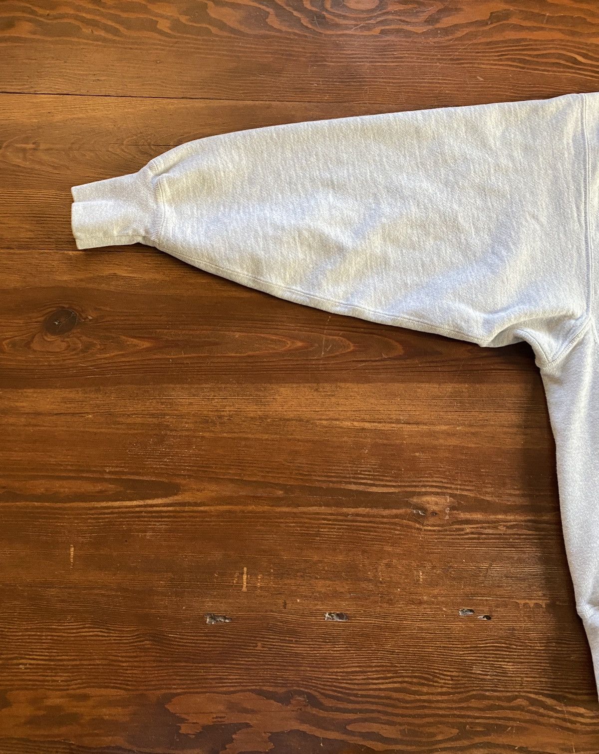 Champion Vintage 90’s UNH Champion Reverse Weave Crewneck Sweatshirt Size US L / EU 52-54 / 3 - 16 Thumbnail