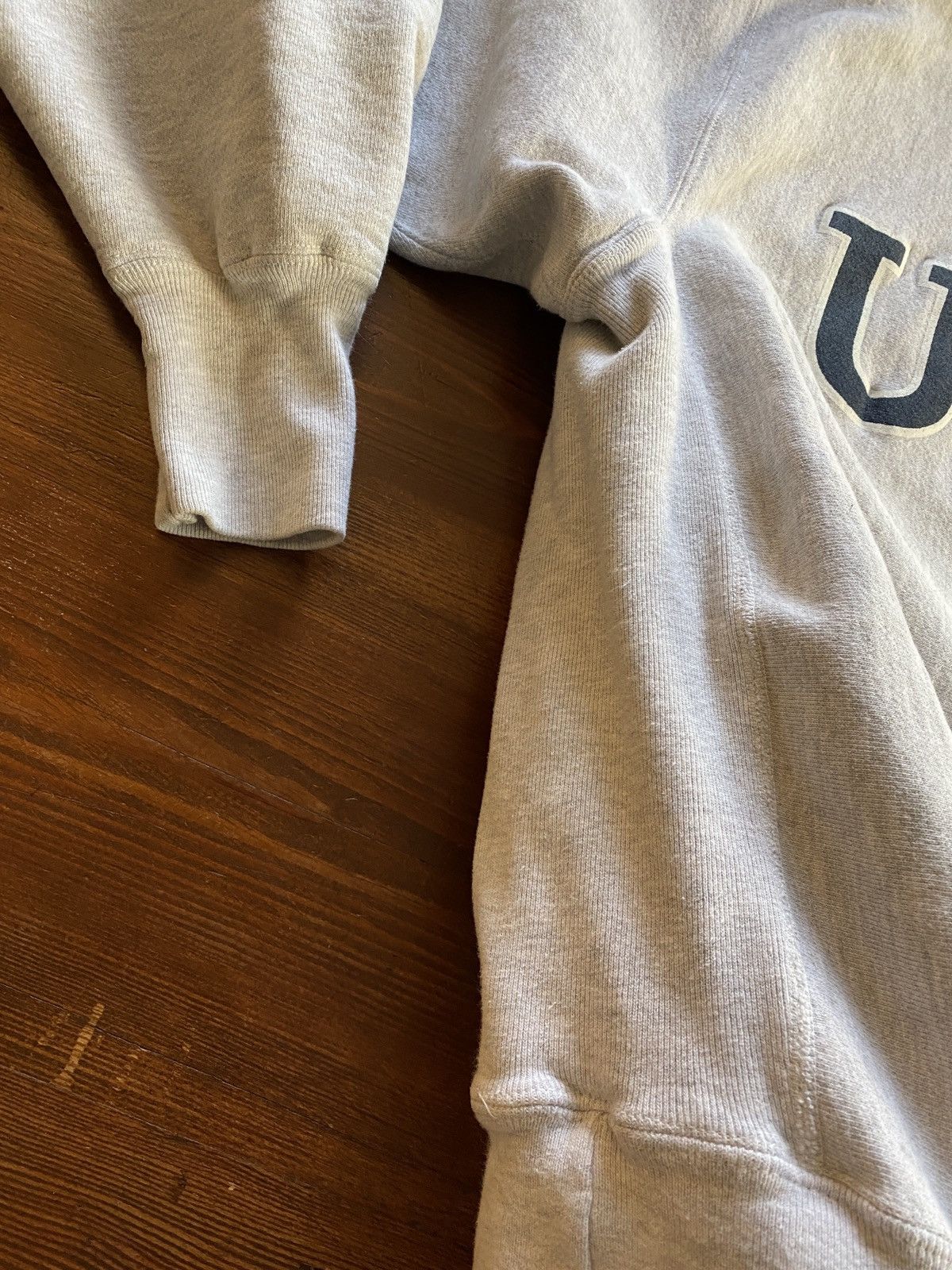 Champion Vintage 90’s UNH Champion Reverse Weave Crewneck Sweatshirt Size US L / EU 52-54 / 3 - 8 Thumbnail