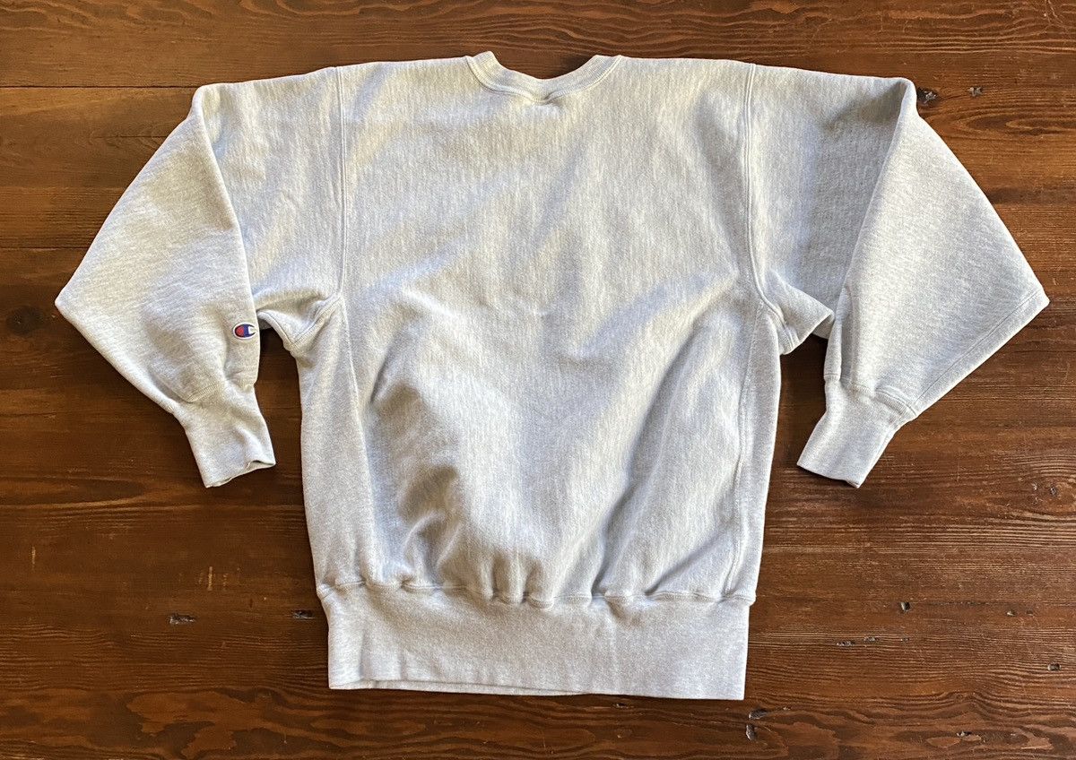 Champion Vintage 90’s UNH Champion Reverse Weave Crewneck Sweatshirt Size US L / EU 52-54 / 3 - 14 Thumbnail