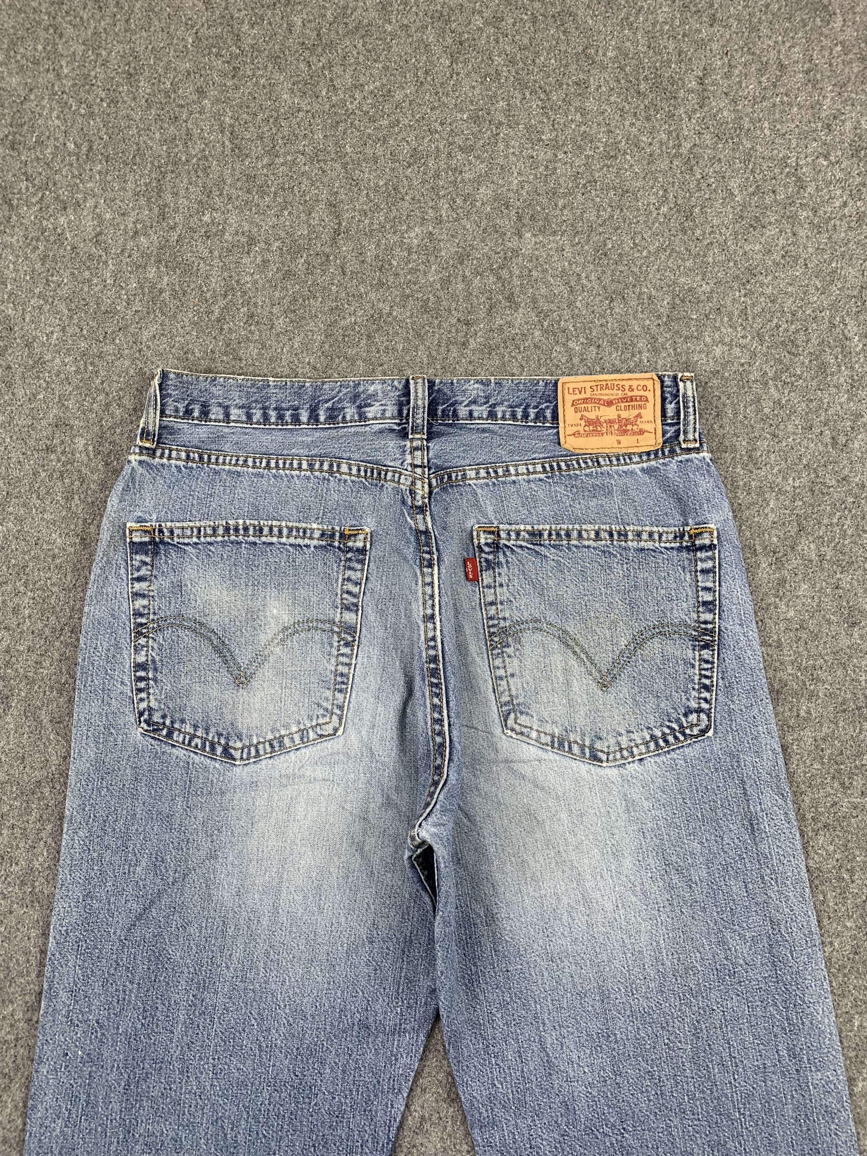 Levi's Vintage Levis Faded Blue Jeans DP1838 Size US 35 - 4 Thumbnail