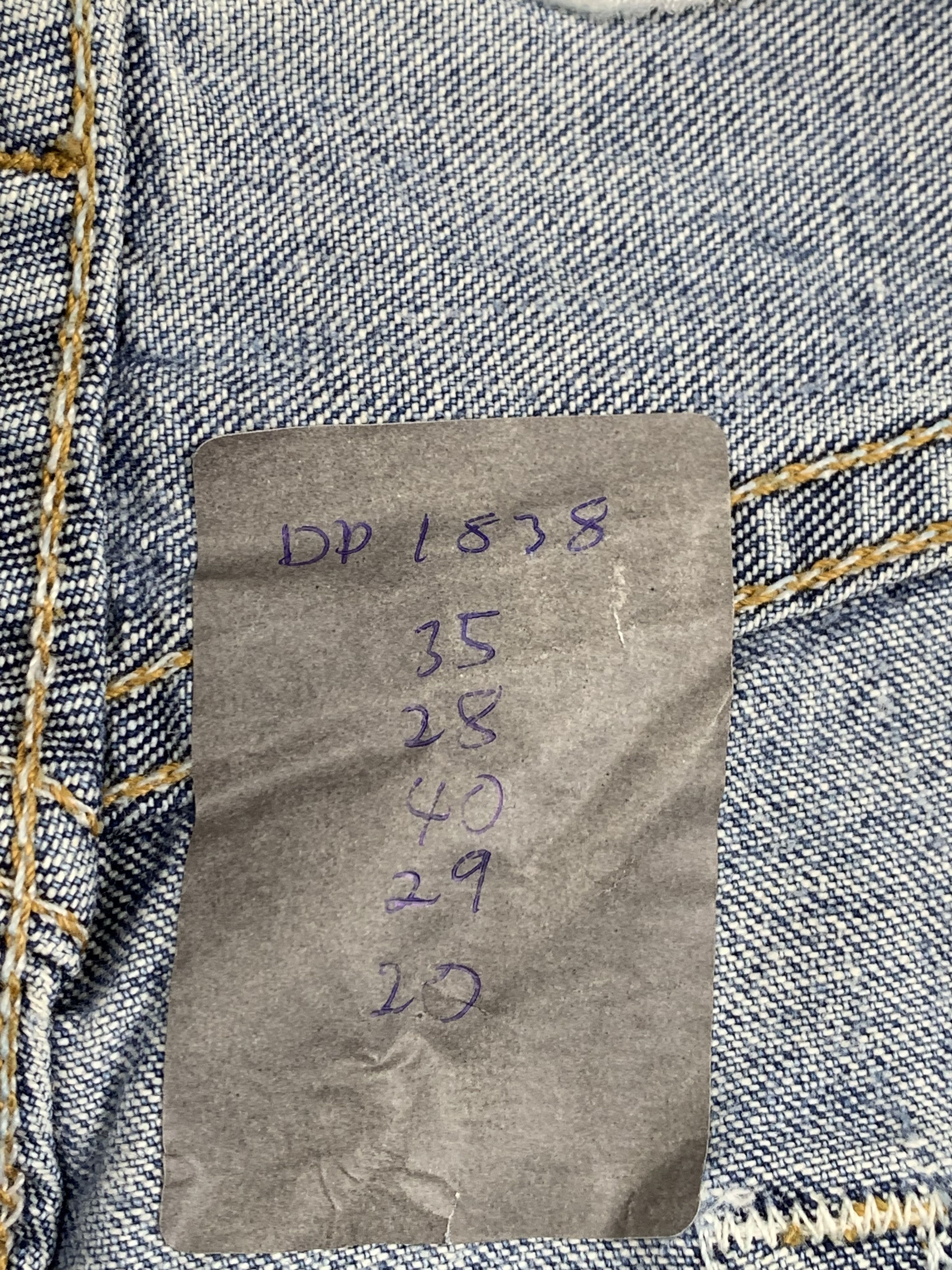 Levi's Vintage Levis Faded Blue Jeans DP1838 Size US 35 - 12 Thumbnail