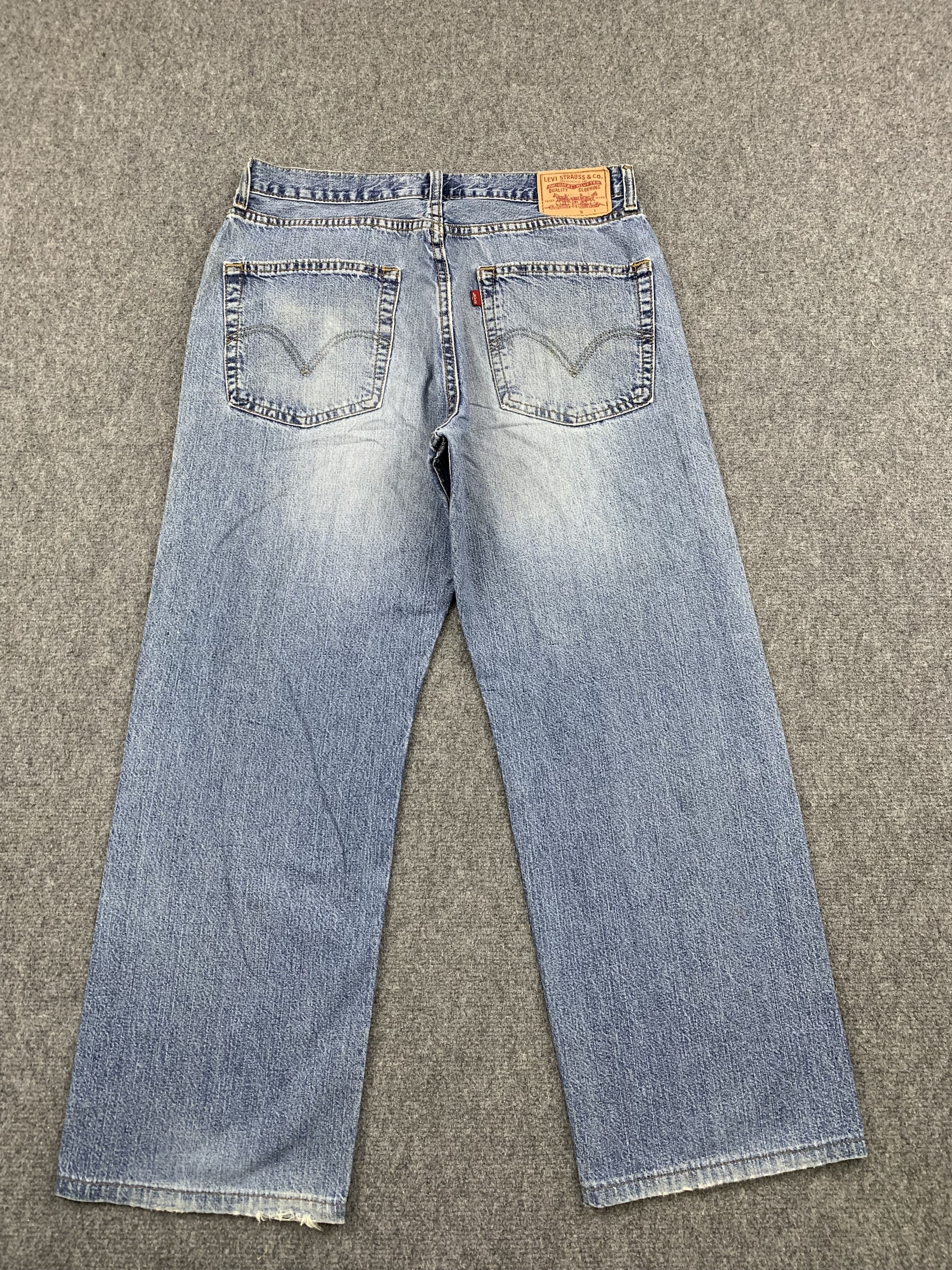 Levi's Vintage Levis Faded Blue Jeans DP1838 Size US 35 - 3 Thumbnail