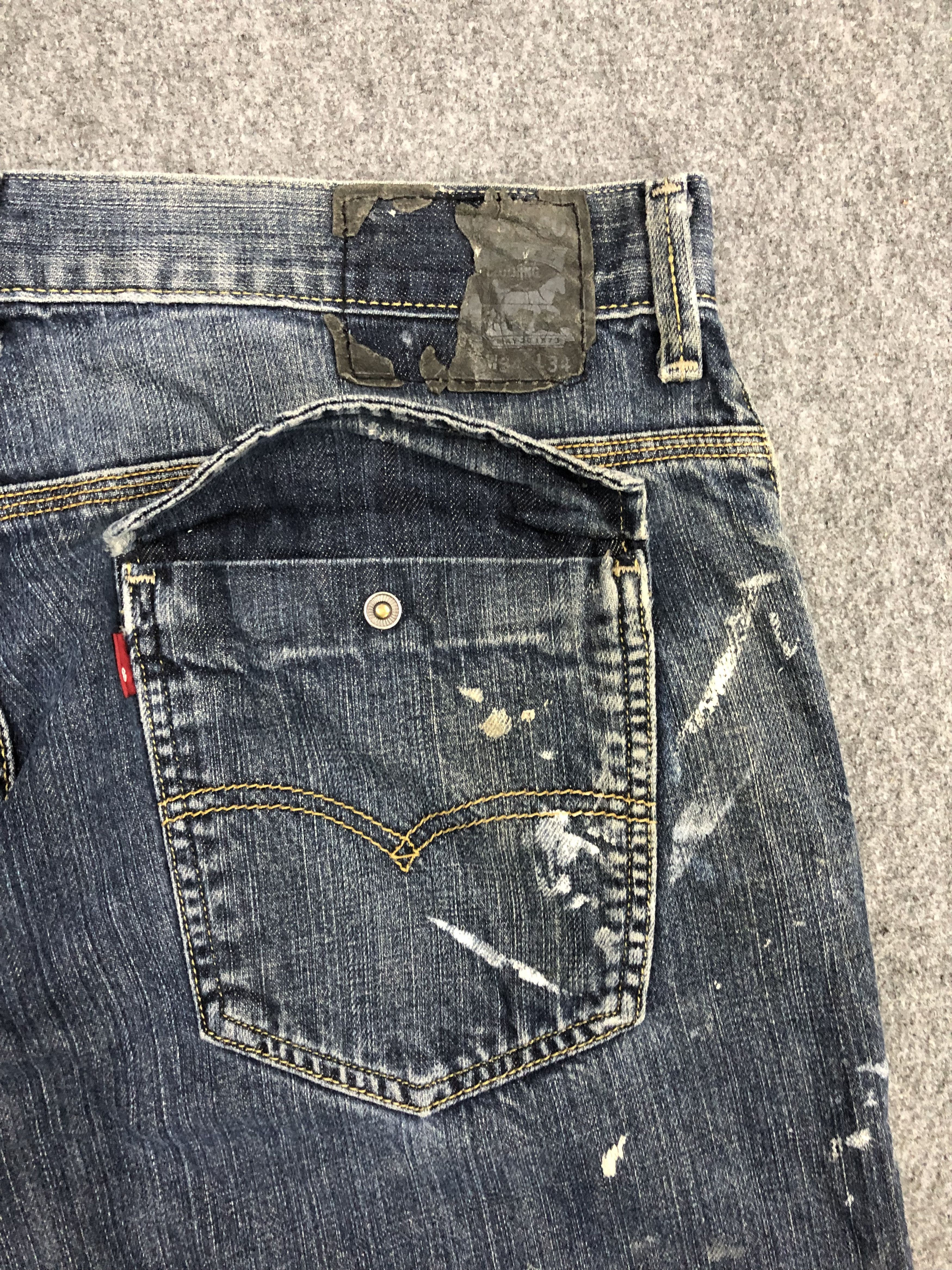 Levi's Vintage Levis Jeans DP0985 Size US 35 - 12 Thumbnail