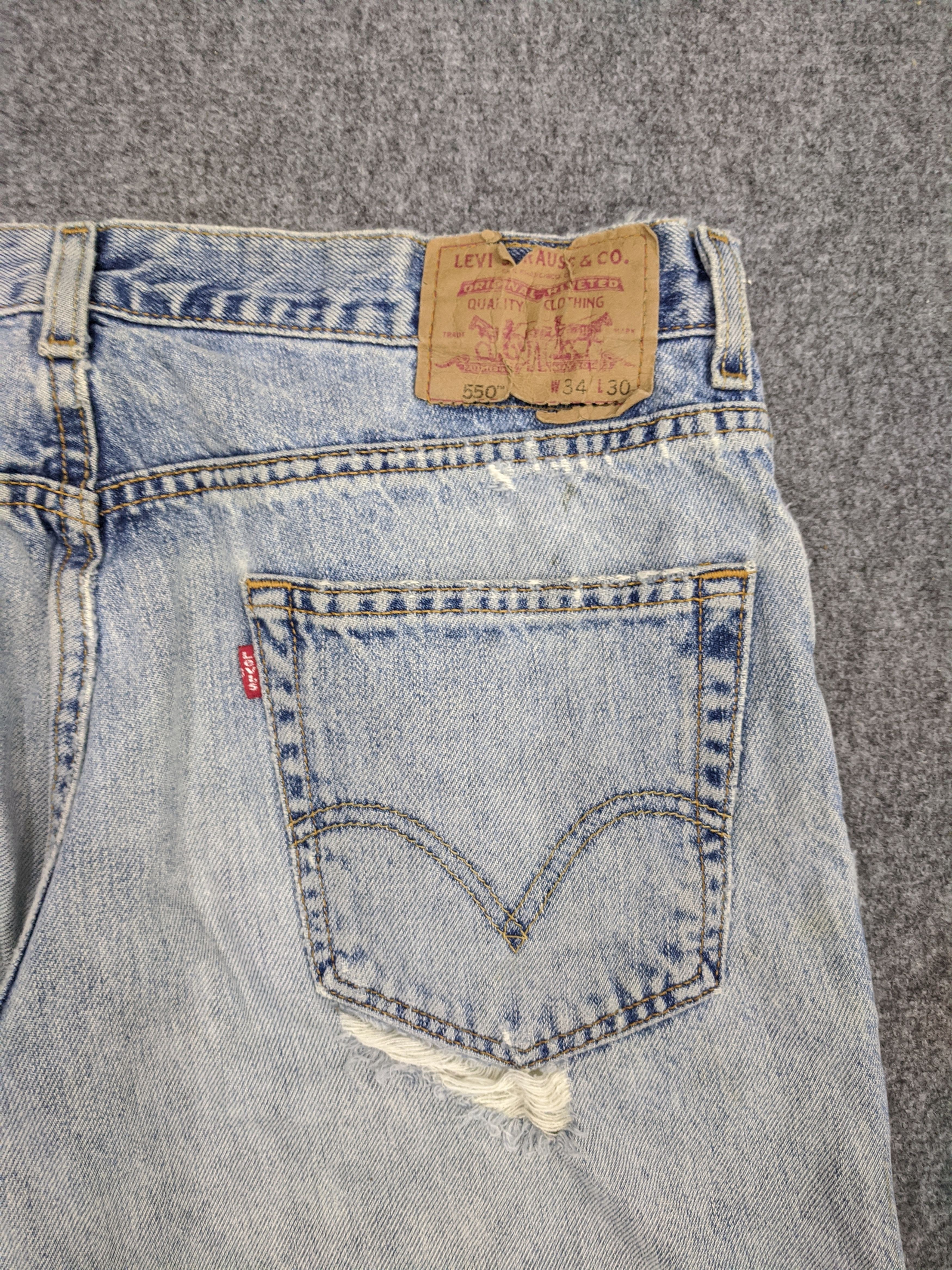 Levi's Vintage Levis 550 Jeans DP0727 Size US 35 - 15 Thumbnail