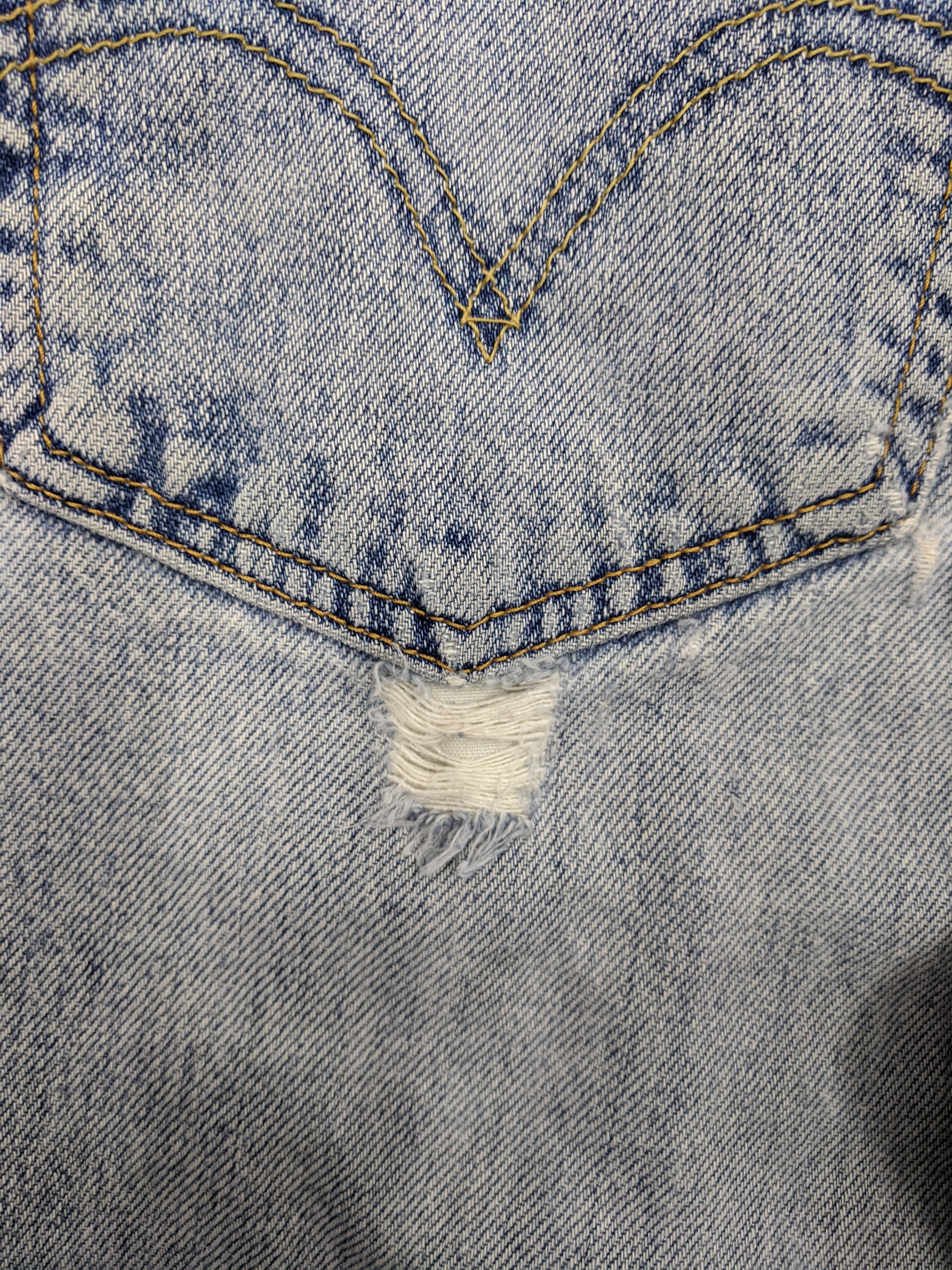 Levi's Vintage Levis 550 Jeans DP0727 Size US 35 - 18 Thumbnail