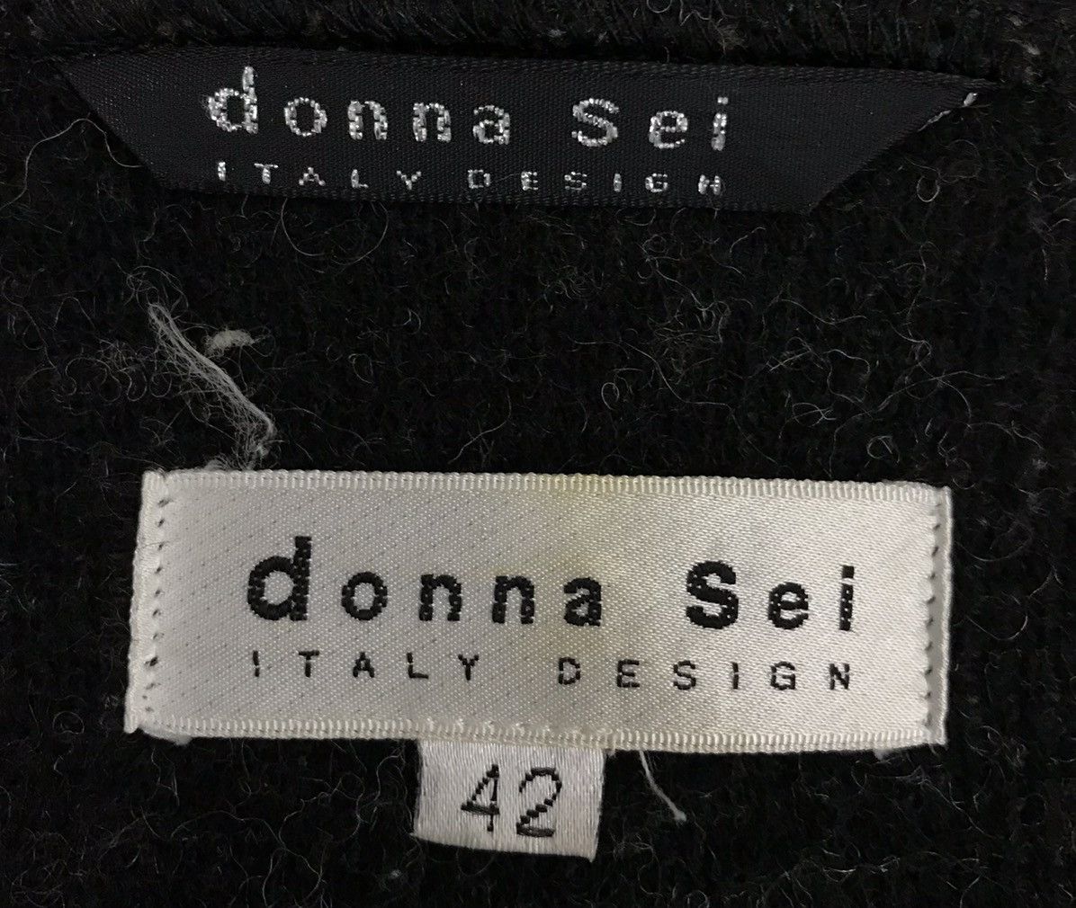 Vintage VINTAGE DONNA SEI ITALY DESIGN WOOL JACKET HOODIE Size US M / EU 48-50 / 2 - 9 Thumbnail