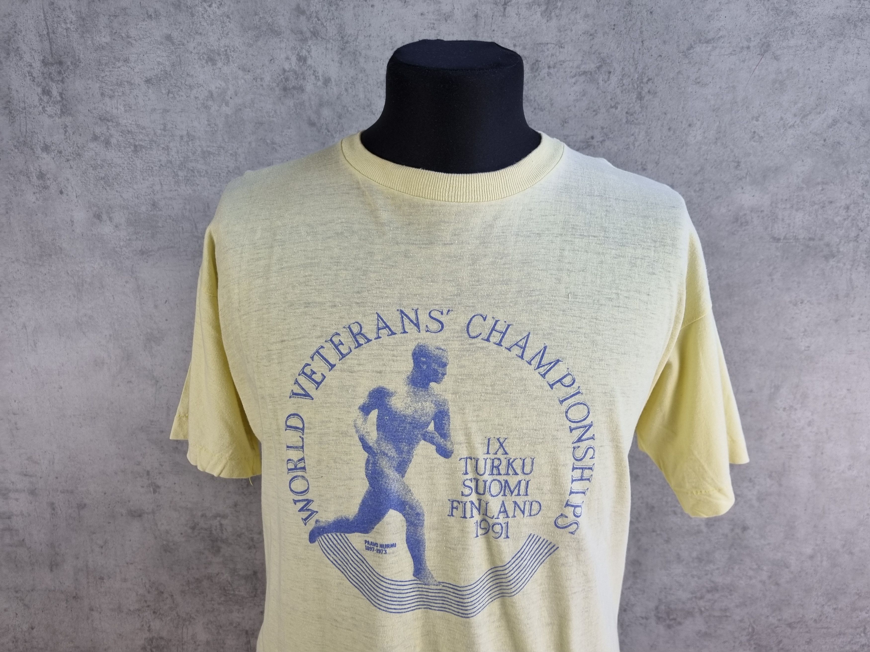 Sports Specialties × Vintage Vintage 90s Worlds Veterans Championships Tee Shirt Size US M / EU 48-50 / 2 - 1 Thumbnail