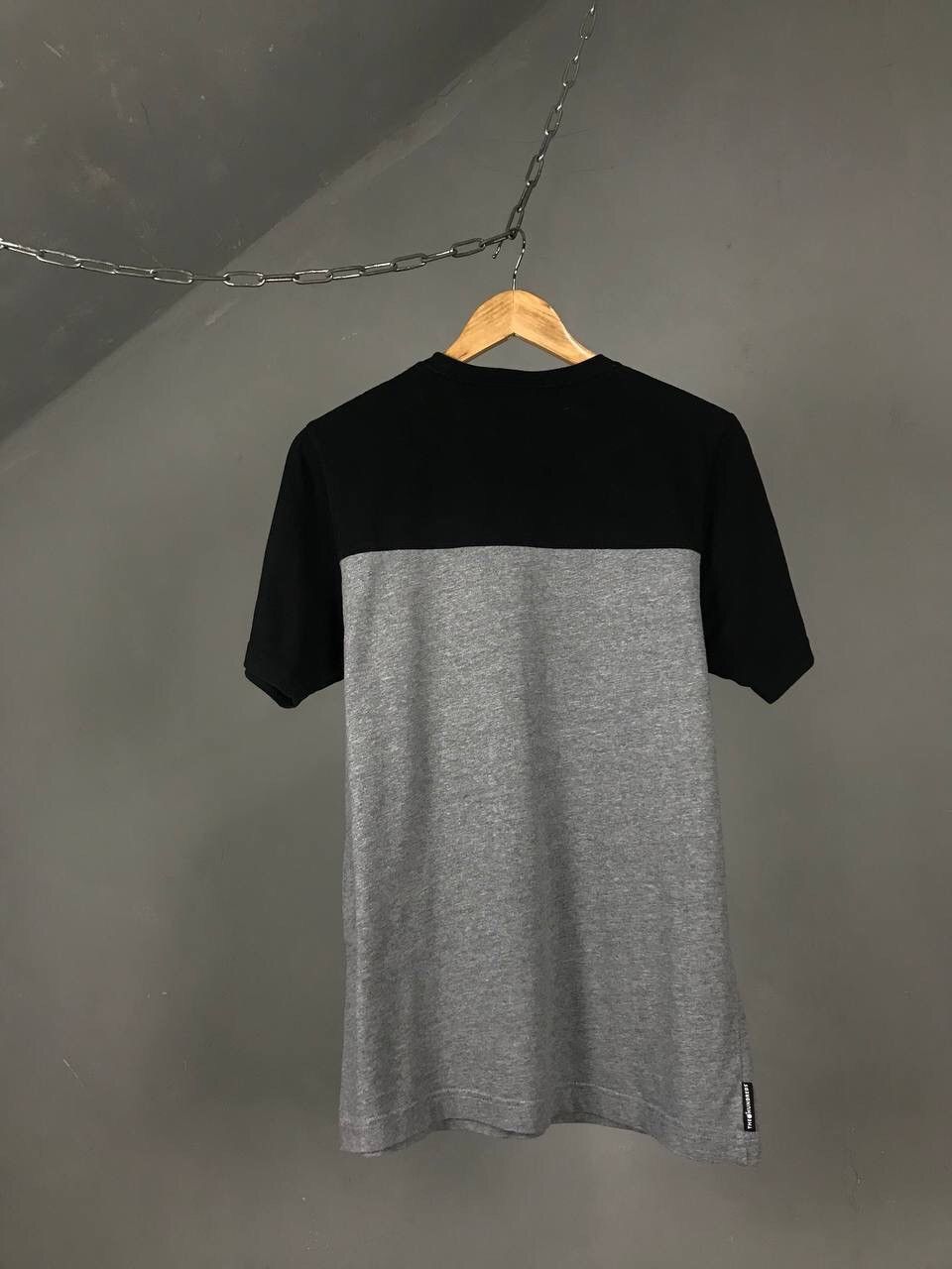 The Hundreds × Vintage The Hundreds vintage streetwear tee Size US S / EU 44-46 / 1 - 6 Thumbnail