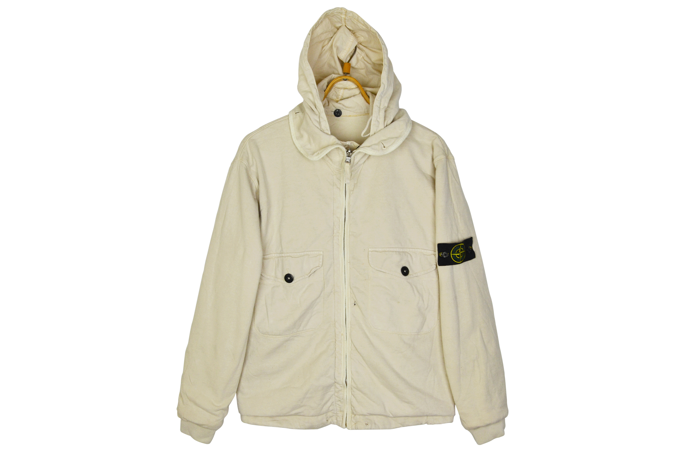 усик в stone island