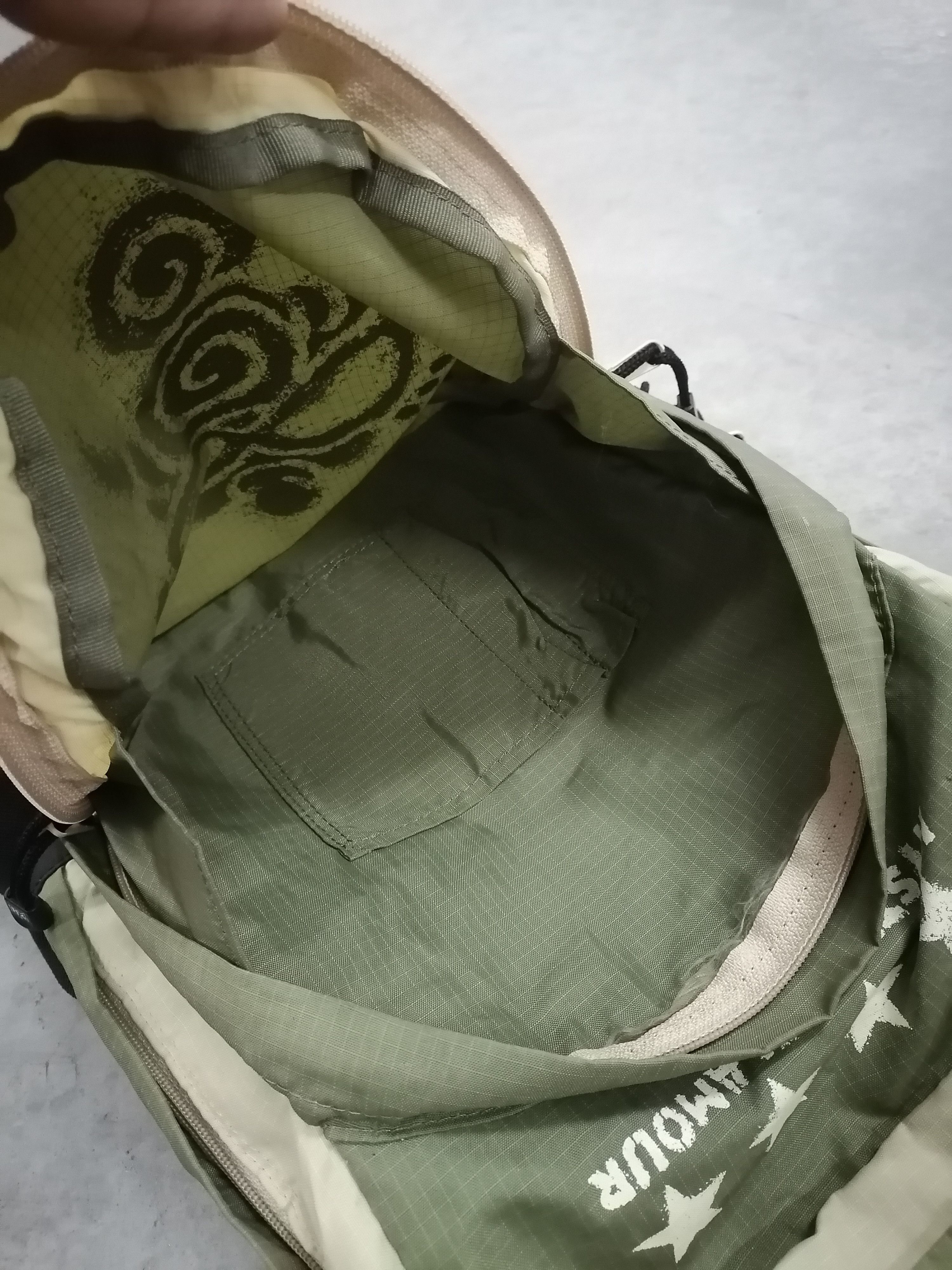 Hysteric Glamour Rare🔥Hysteric Glamour Bagpack (For kids) Size ONE SIZE - 4 Thumbnail