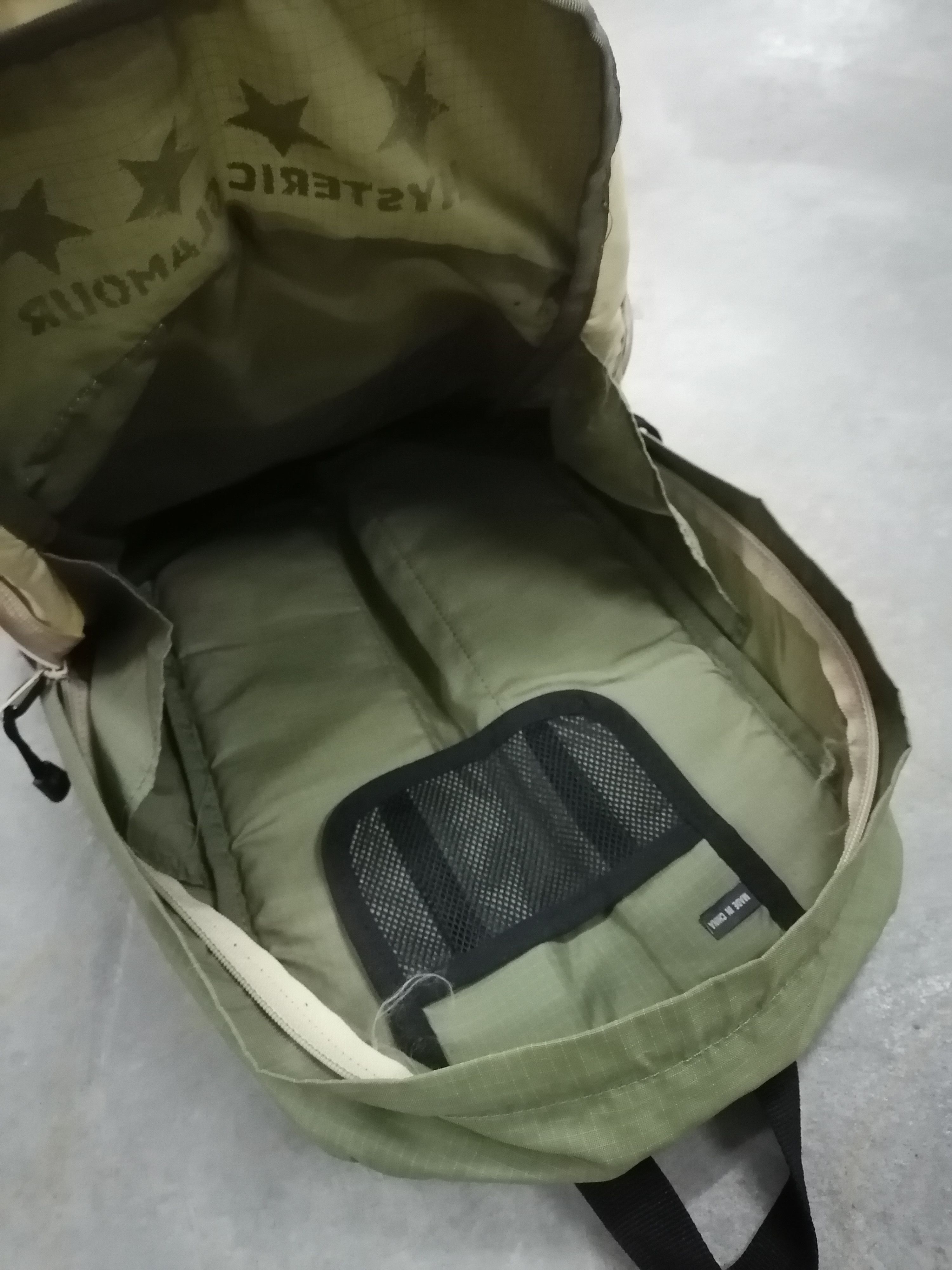 Hysteric Glamour Rare🔥Hysteric Glamour Bagpack (For kids) Size ONE SIZE - 5 Thumbnail