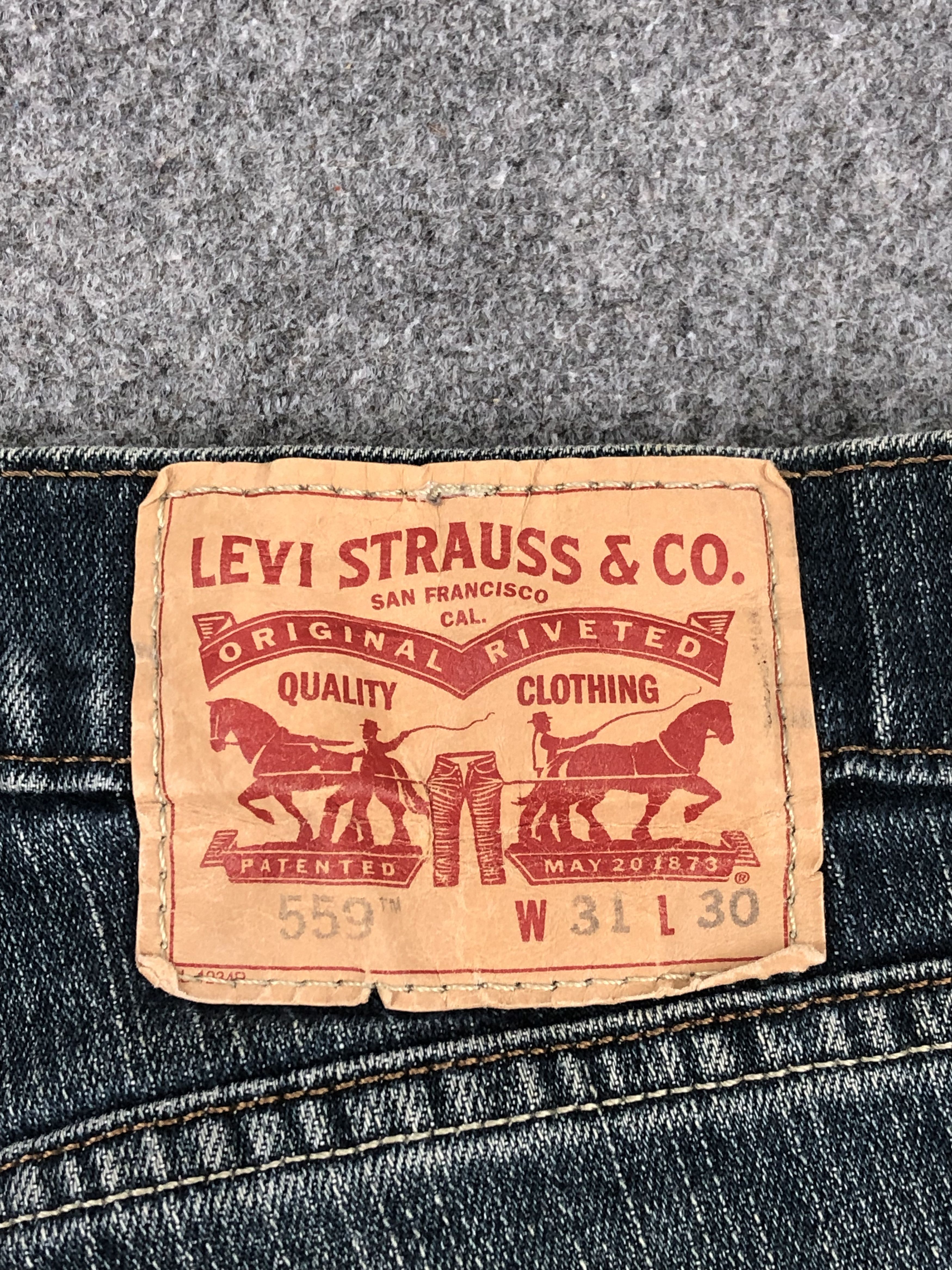 Levi's Vintage Levis 559 Faded Blue Denim DP1438 Size US 32 / EU 48 - 14 Thumbnail