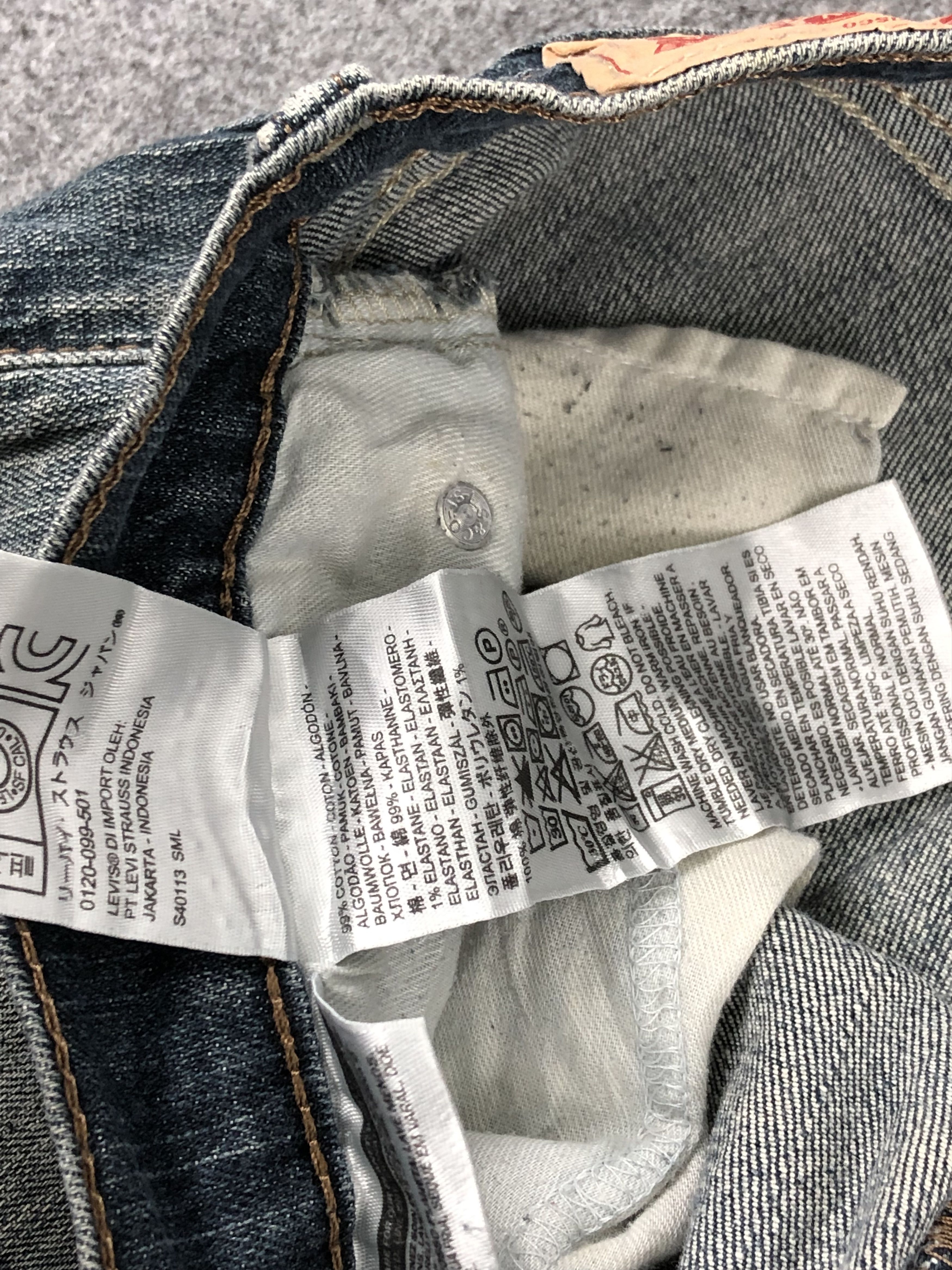Levi's Vintage Levis 559 Faded Blue Denim DP1438 Size US 32 / EU 48 - 9 Thumbnail