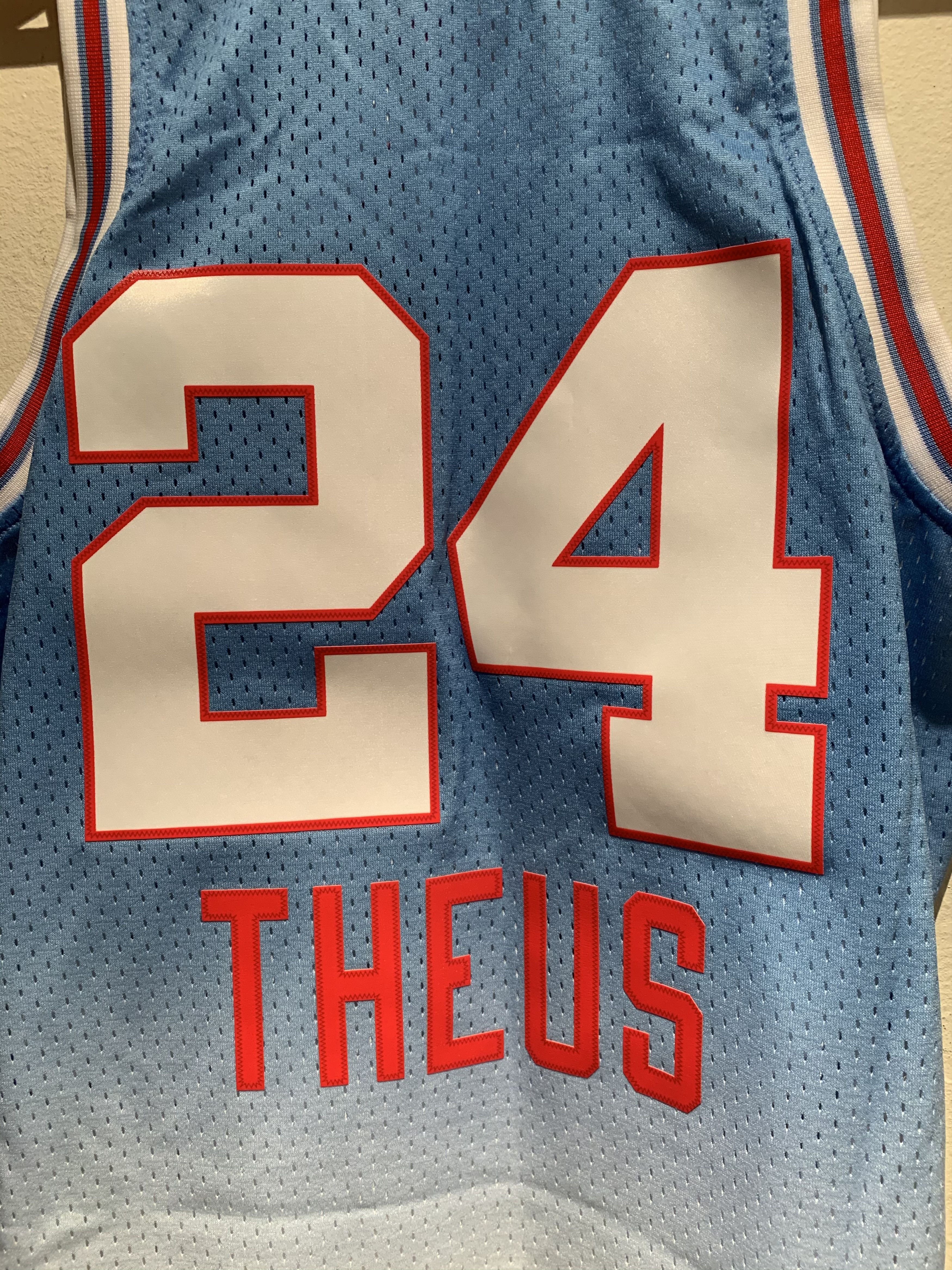 Mitchell & Ness × NBA RARE* Mitchell Ness HWC Sacramento Kings Reggie Theus Jersey Size US M / EU 48-50 / 2 - 7 Thumbnail