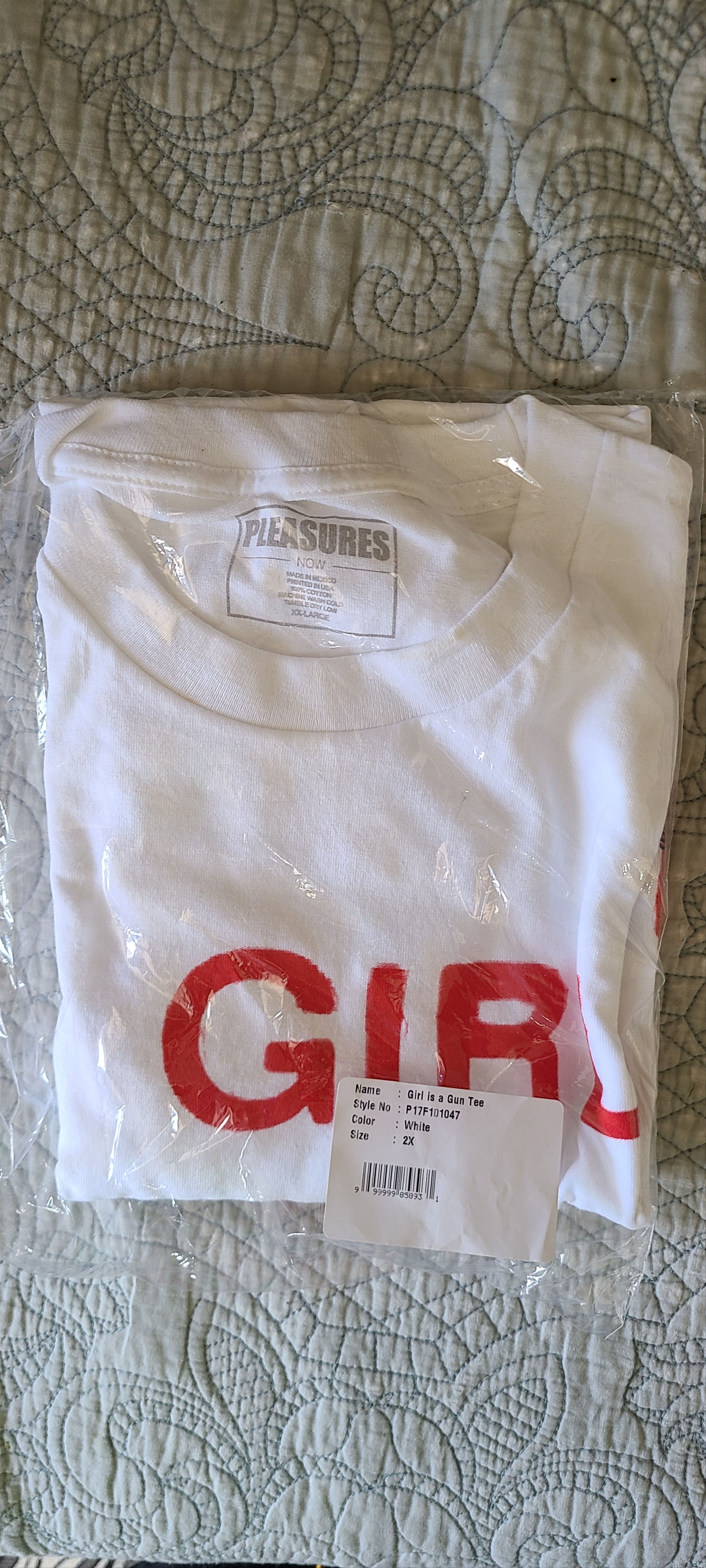 Pleasures GIRL IS A GUN TEE Size US XXL / EU 58 / 5 - 2 Thumbnail