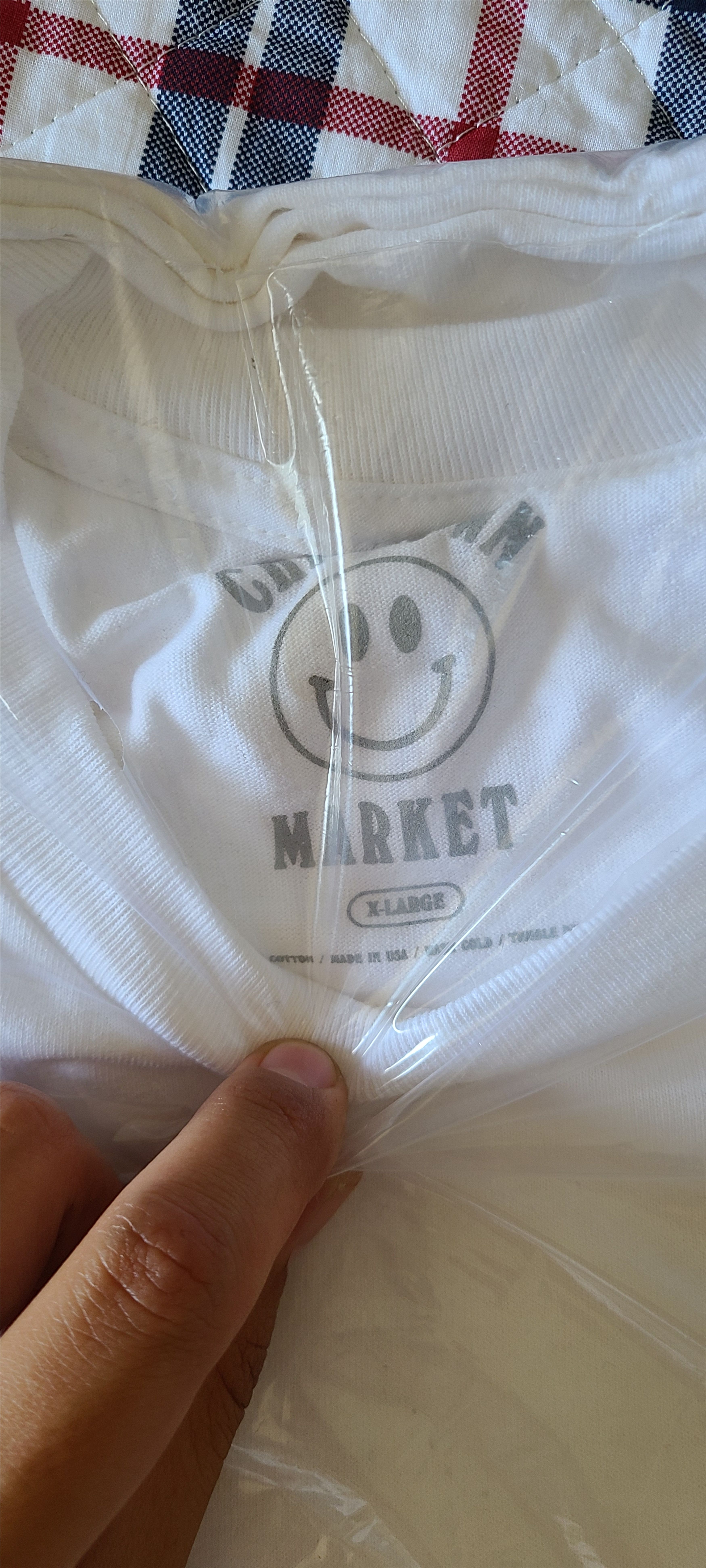 Market UV THANK YOU TEE Size US XL / EU 56 / 4 - 5 Thumbnail