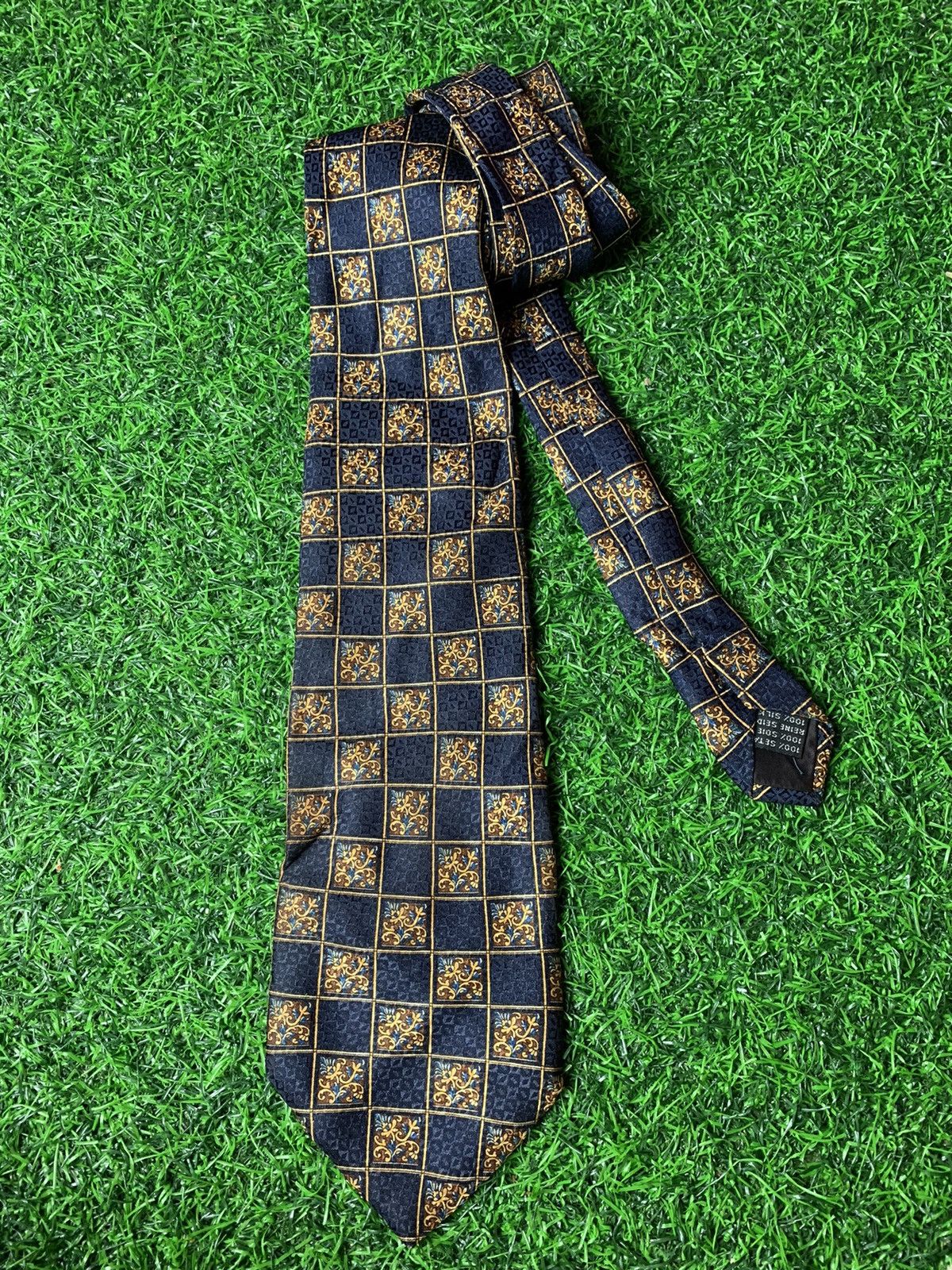 Enrico Coveri Enrico Coveri Made in Italy Pure Silk Neck Tie Size ONE SIZE - 1 Thumbnail