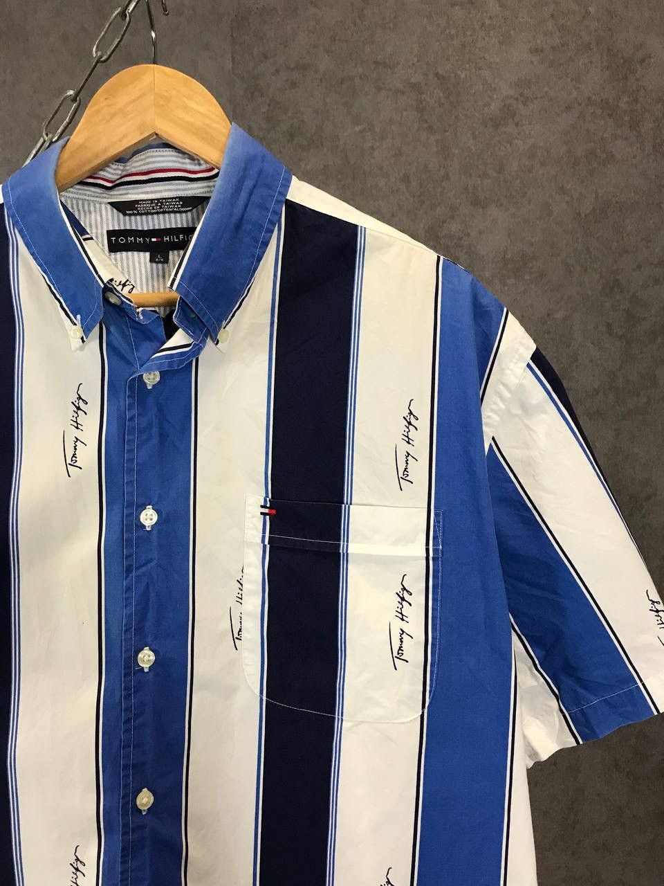 Tommy Hilfiger Tommy Hilfiger vintage crazy Hawaiian overprinted shirt Size US L / EU 52-54 / 3 - 2 Thumbnail