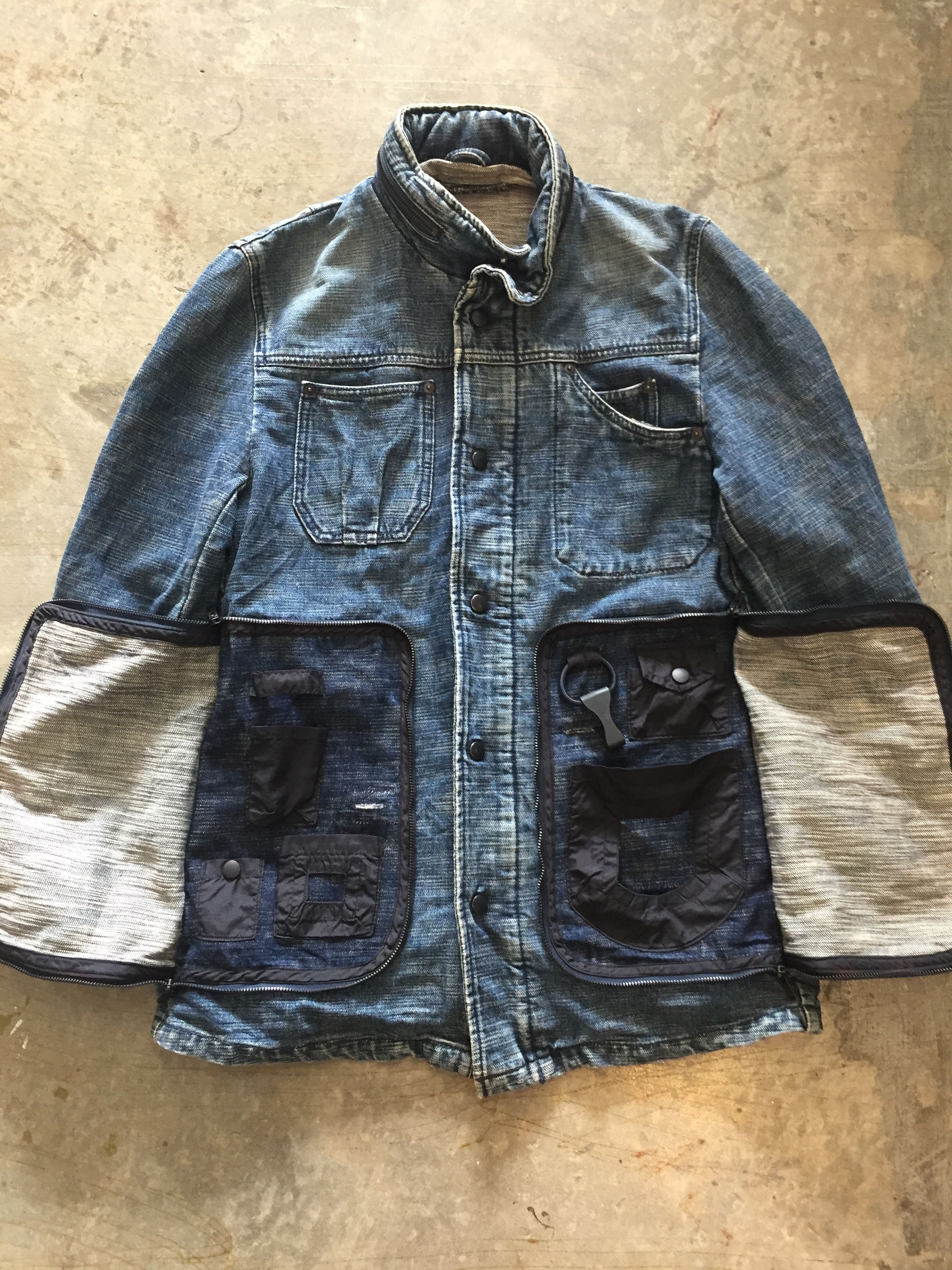 ABAHOUSE Abahouse Analog Q Mulipocket Fragment design Acronym Size US L / EU 52-54 / 3 - 5 Thumbnail