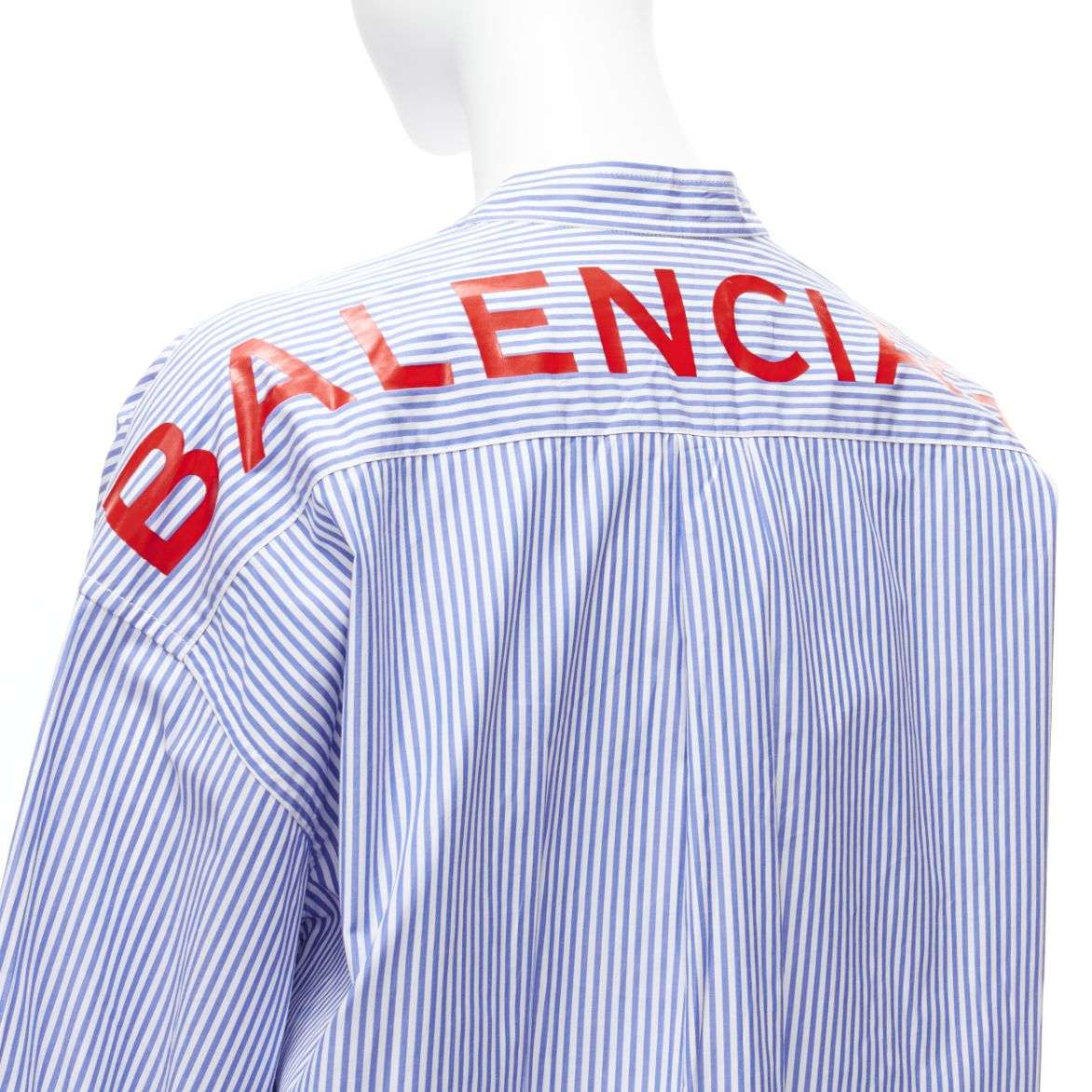 Balenciaga new BALENCIAGA Demna 2017 red BB logo blue white stripe relaxed cut oversized shirt FR34 XS Size XS / US 0-2 / IT 36-38 - 7 Thumbnail