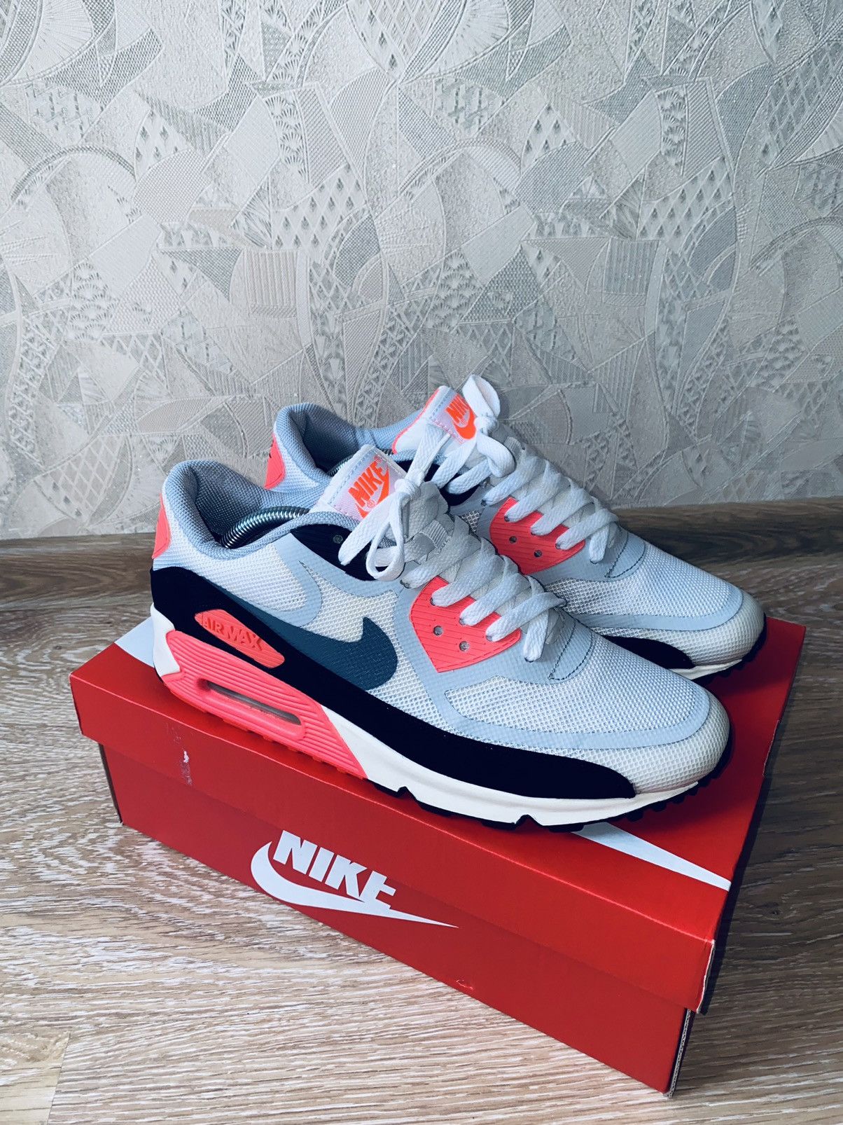 Nike × atmos NikeLab Air Max 90 Infrared Prm Tape 2014 Bw Fragment Parra Size US 10 / EU 43 - 7 Thumbnail
