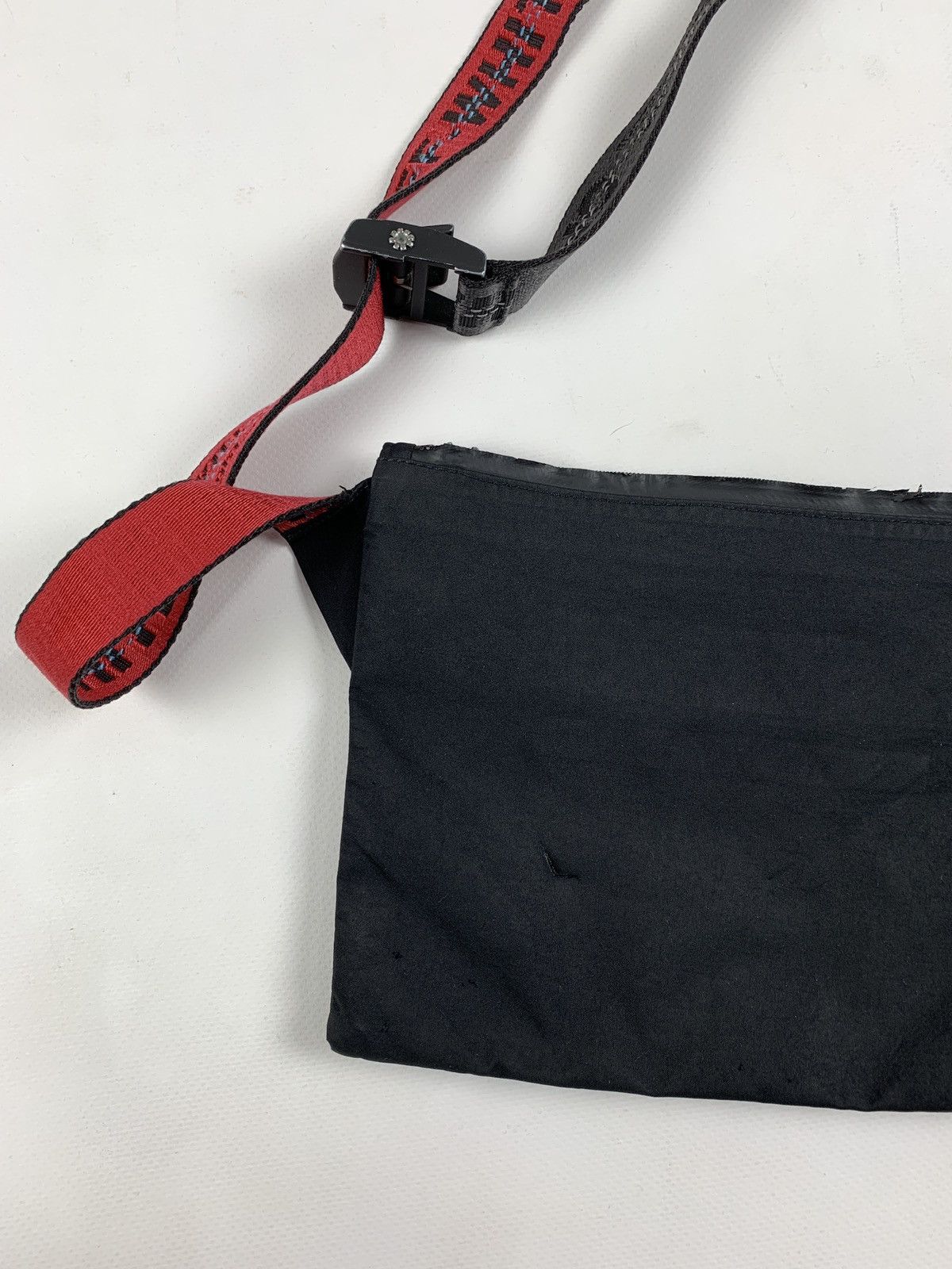 Goretex Off White Gore Tex Virgil Abloh Very Rare Messenger Bag Size ONE SIZE - 9 Thumbnail
