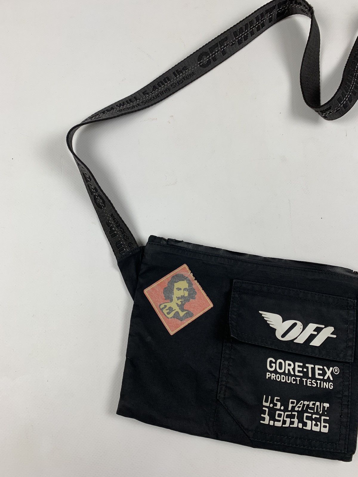 Goretex Off White Gore Tex Virgil Abloh Very Rare Messenger Bag Size ONE SIZE - 3 Thumbnail