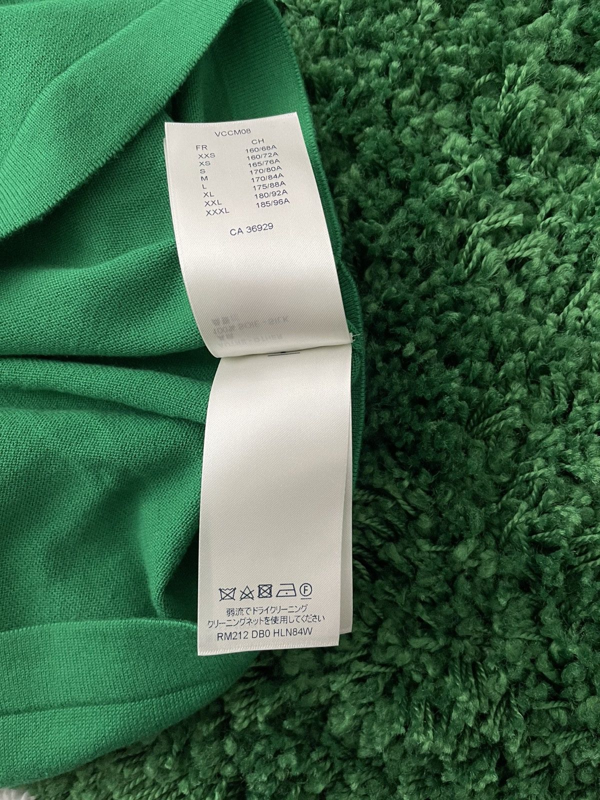 Louis Vuitton Louis Vuitton Green 21 AW LV Logo Tee Size US L / EU 52-54 / 3 - 6 Thumbnail