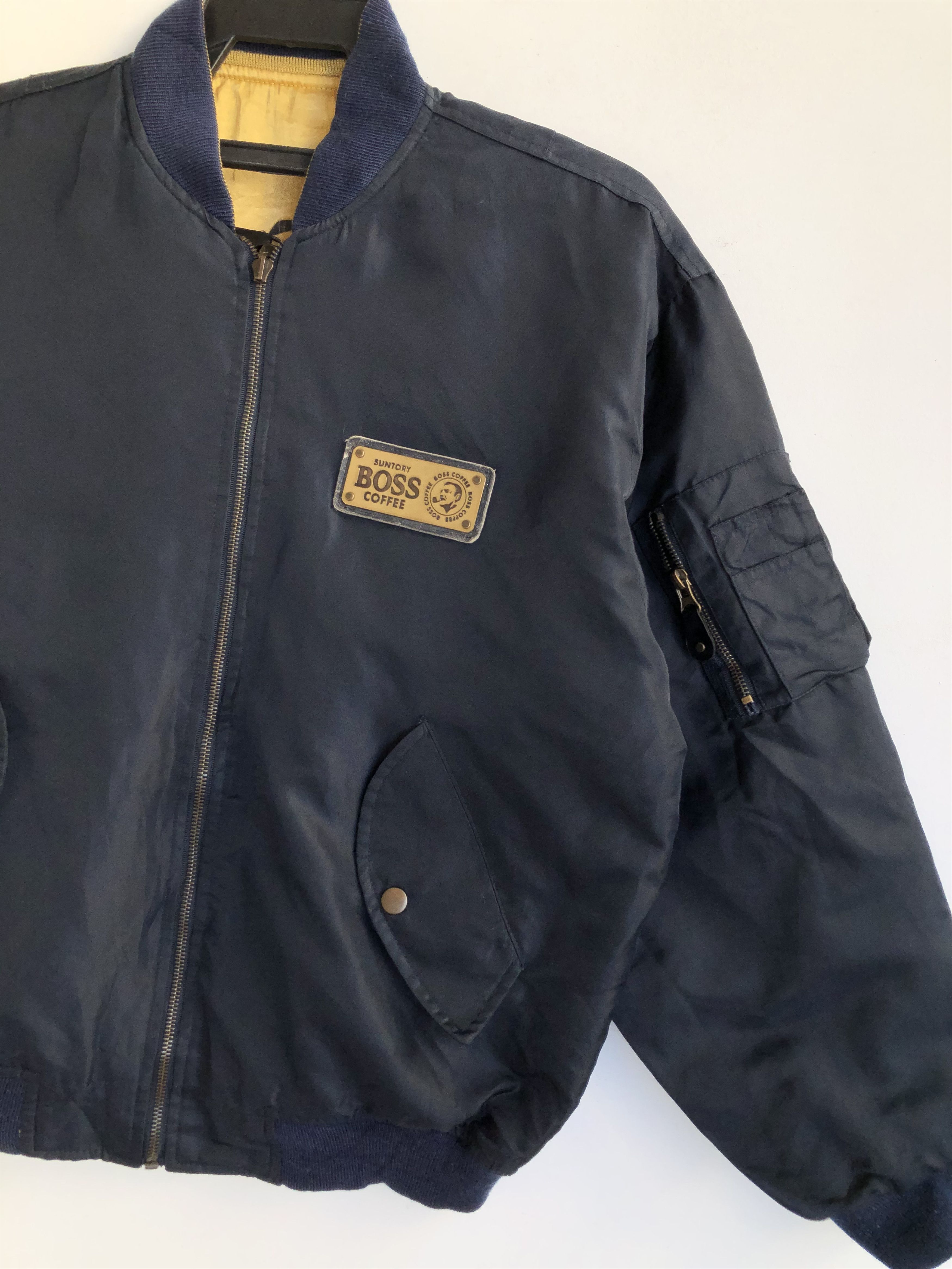 Japanese Brand × Vintage VINTAGE REVERSIBLE SUNTORY BOSS COFFEE BOMBER/MA-1 JACKET Size US M / EU 48-50 / 2 - 5 Thumbnail
