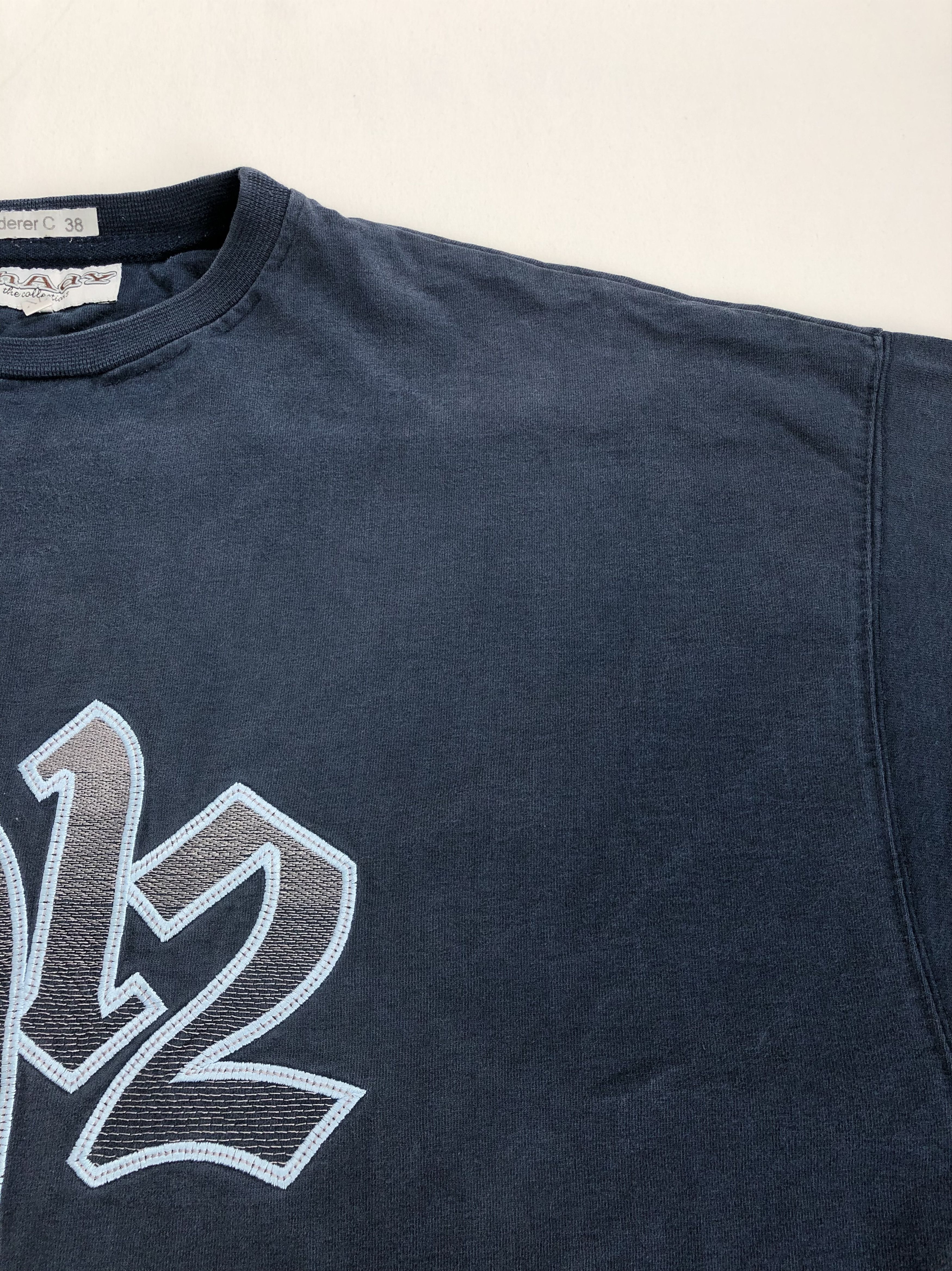 Band Tees Vintage D12 Eminem (Snoop Dogg Dr. Dre 50 Cent Ice Cube) Size US XL / EU 56 / 4 - 12 Thumbnail