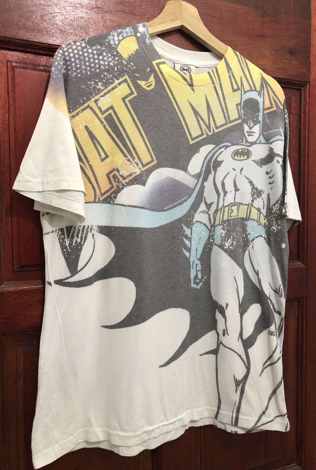 DC Comics Vintage Batman DC Comics Over Print Tshirt Size US L / EU 52-54 / 3 - 2 Thumbnail