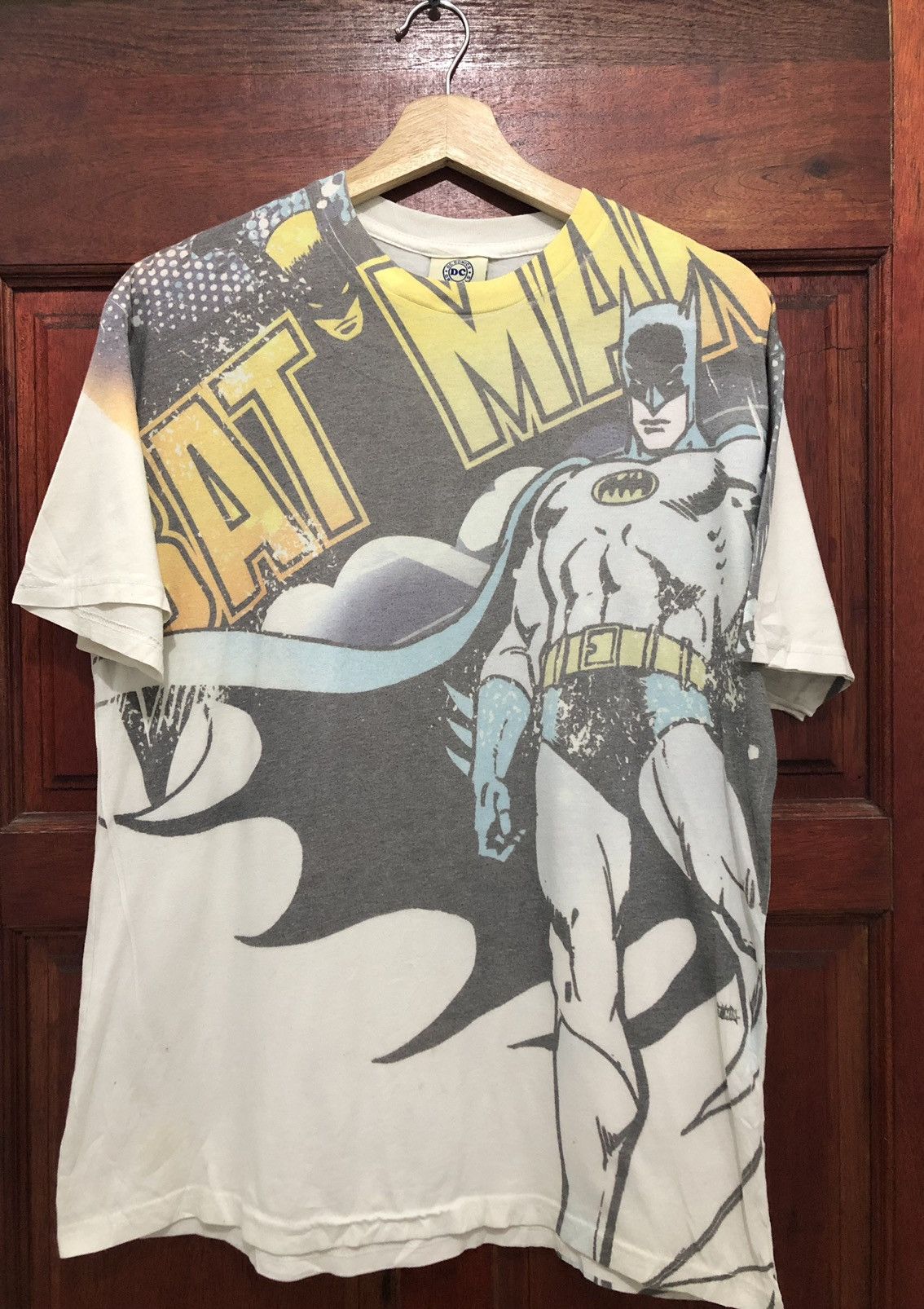 DC Comics Vintage Batman DC Comics Over Print Tshirt Size US L / EU 52-54 / 3 - 1 Thumbnail