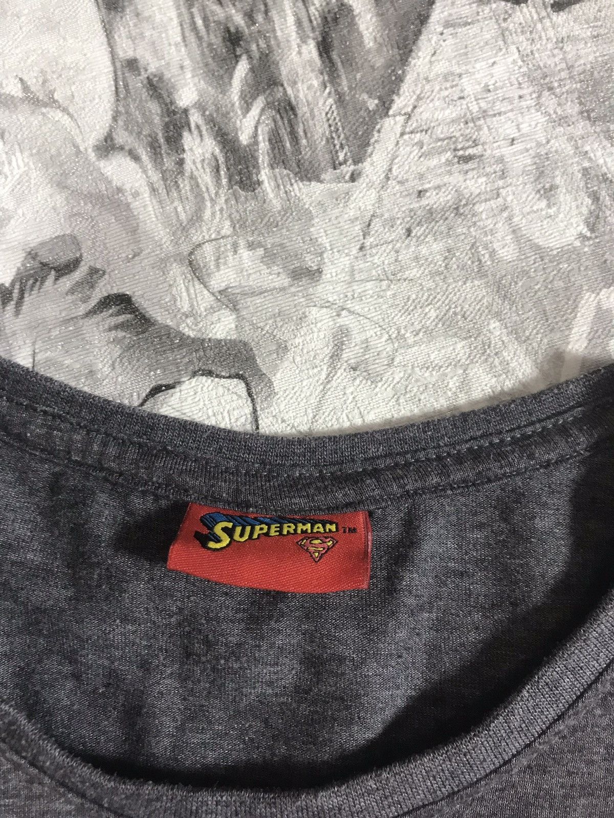 DC Comics 2015 DC comics Superman t-shirt Size US S / EU 44-46 / 1 - 4 Thumbnail