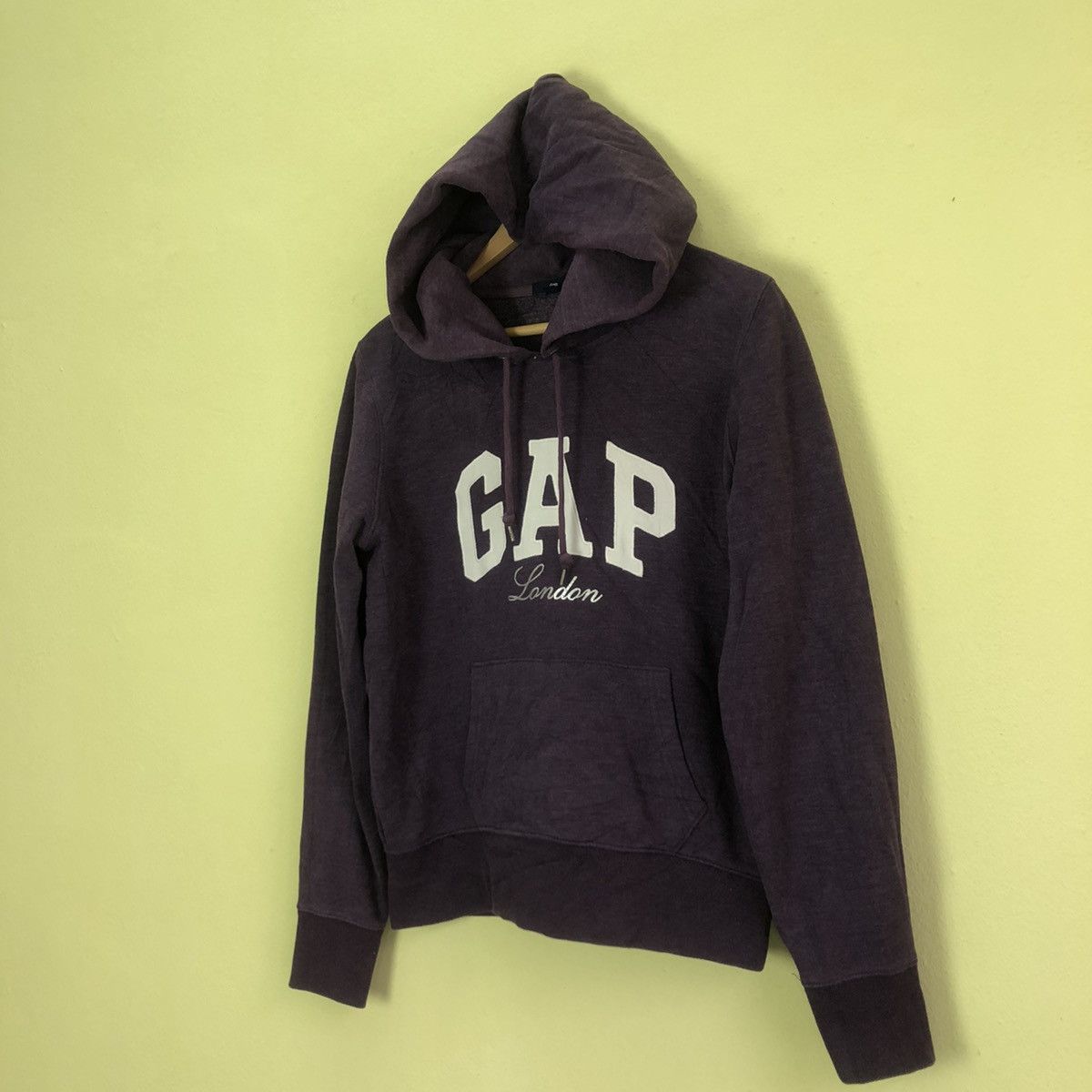 Gap Hoodie Gap London Big Logo Size US M / EU 48-50 / 2 - 2 Thumbnail