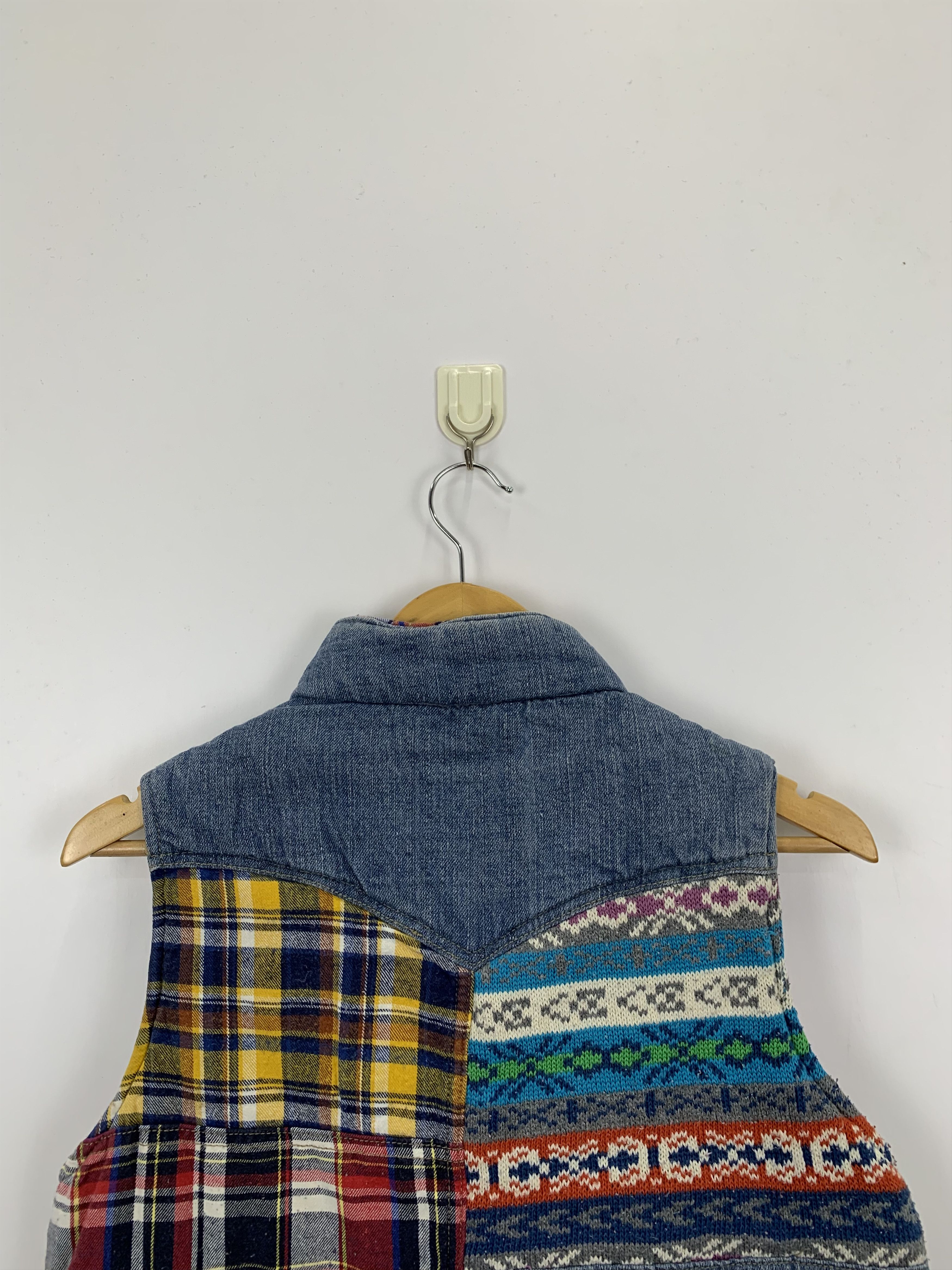 Vintage Vintage Patchwork Denim Vest Native Navajo J0929 Size US S / EU 44-46 / 1 - 4 Thumbnail