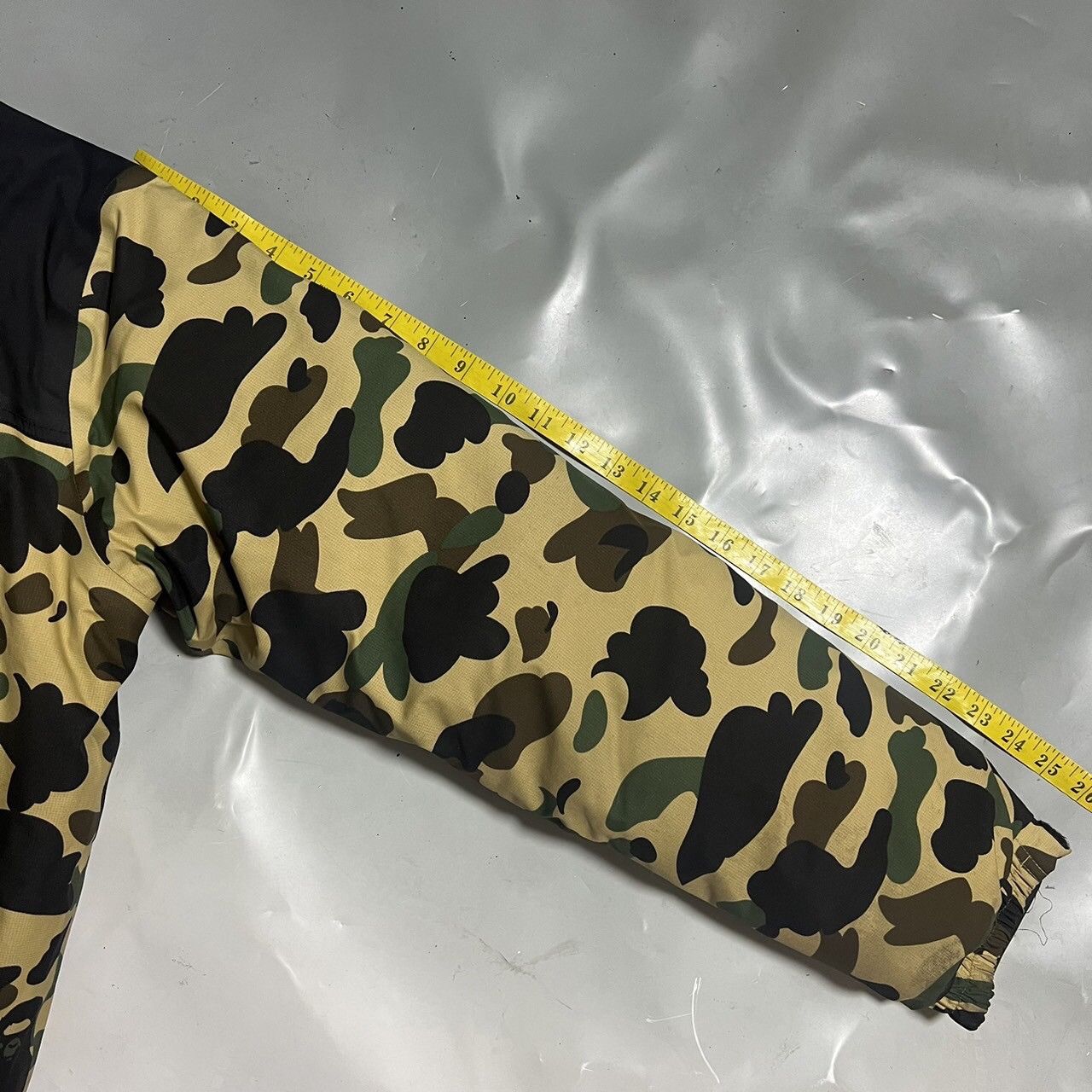 Bape 1st Camo Gore-Tex Down Jacket Size US M / EU 48-50 / 2 - 9 Thumbnail