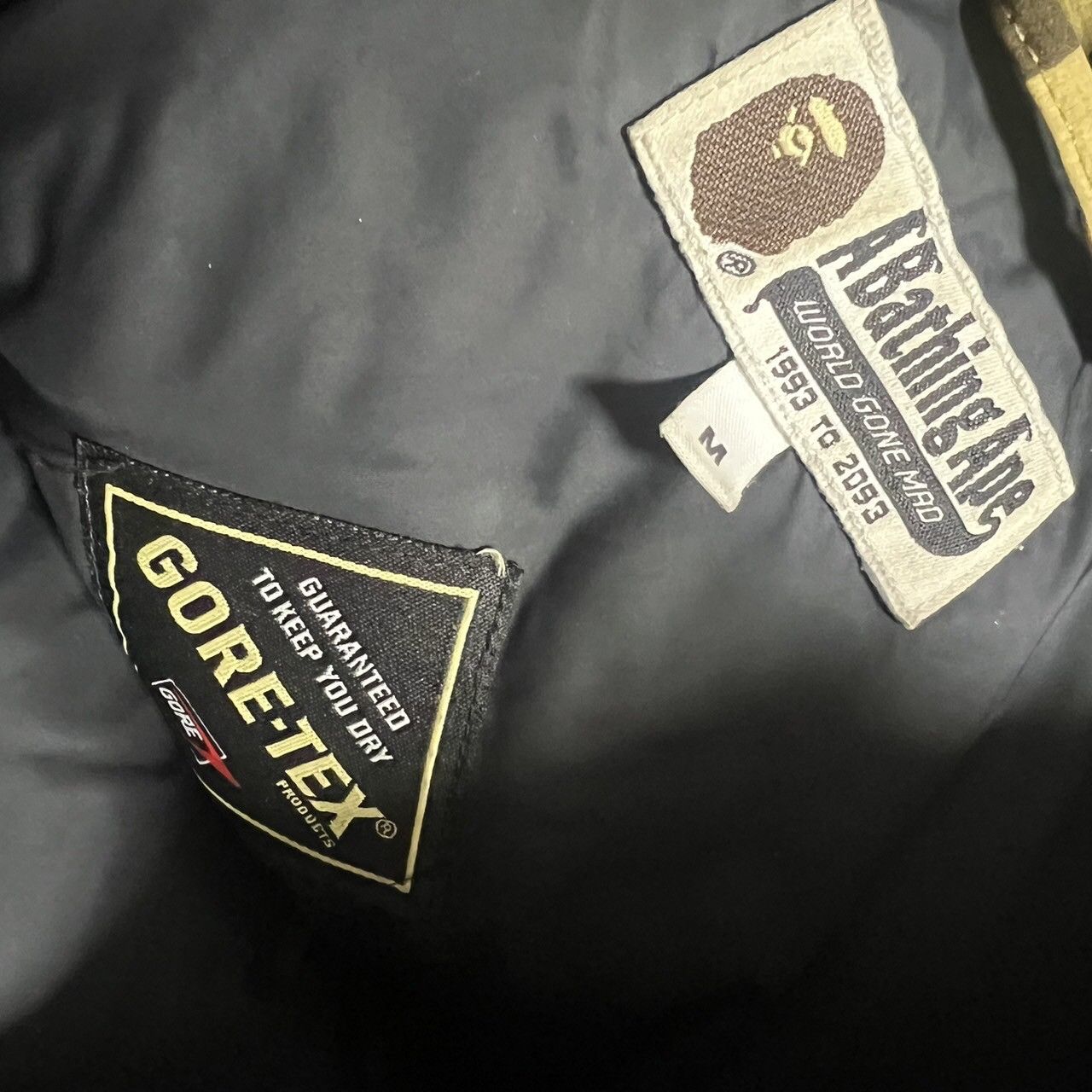 Bape 1st Camo Gore-Tex Down Jacket Size US M / EU 48-50 / 2 - 3 Thumbnail