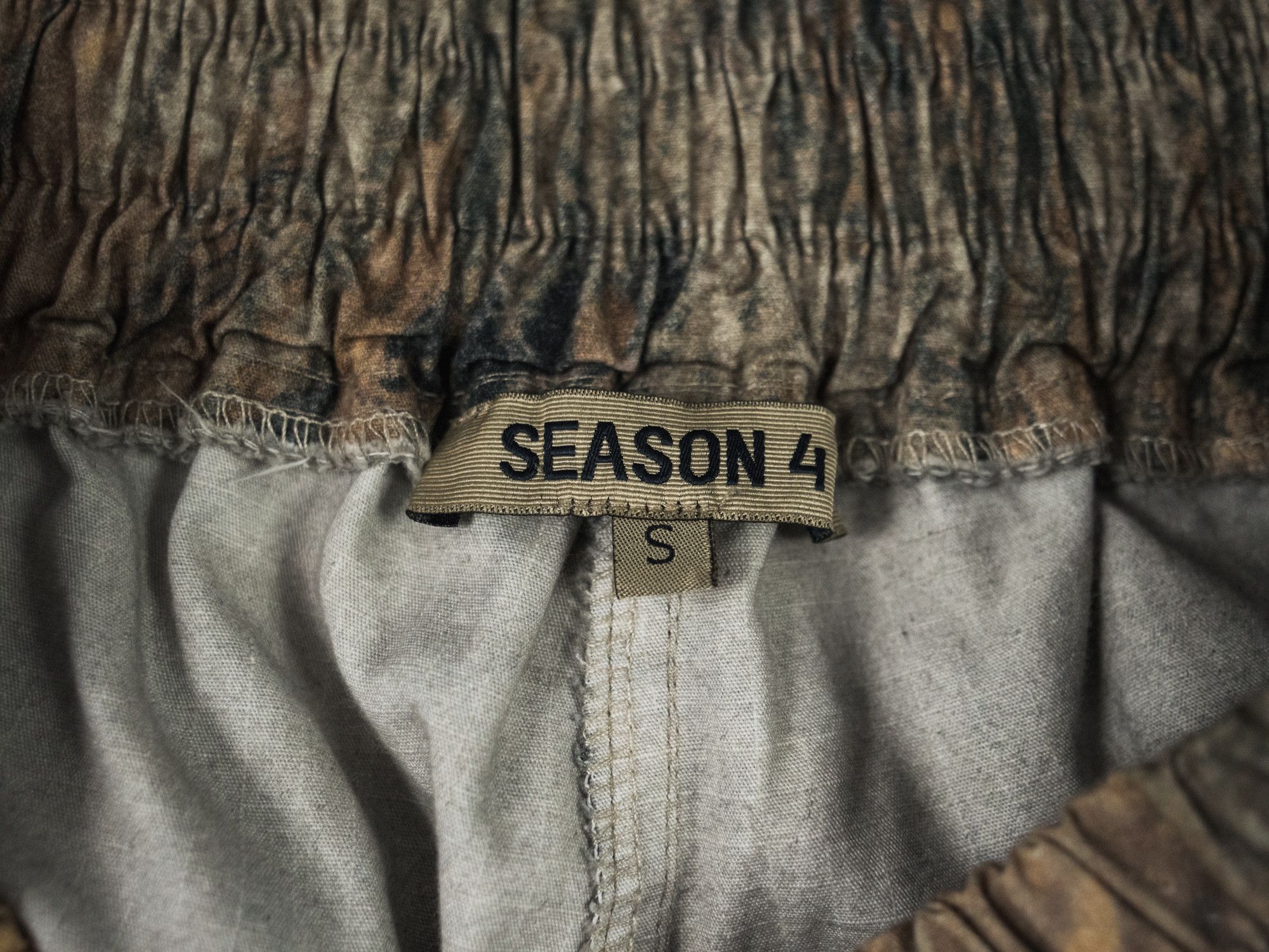 Yeezy Yeezy Season 4 Real Tree Camo Shorts Size US 30 / EU 46 - 7 Thumbnail