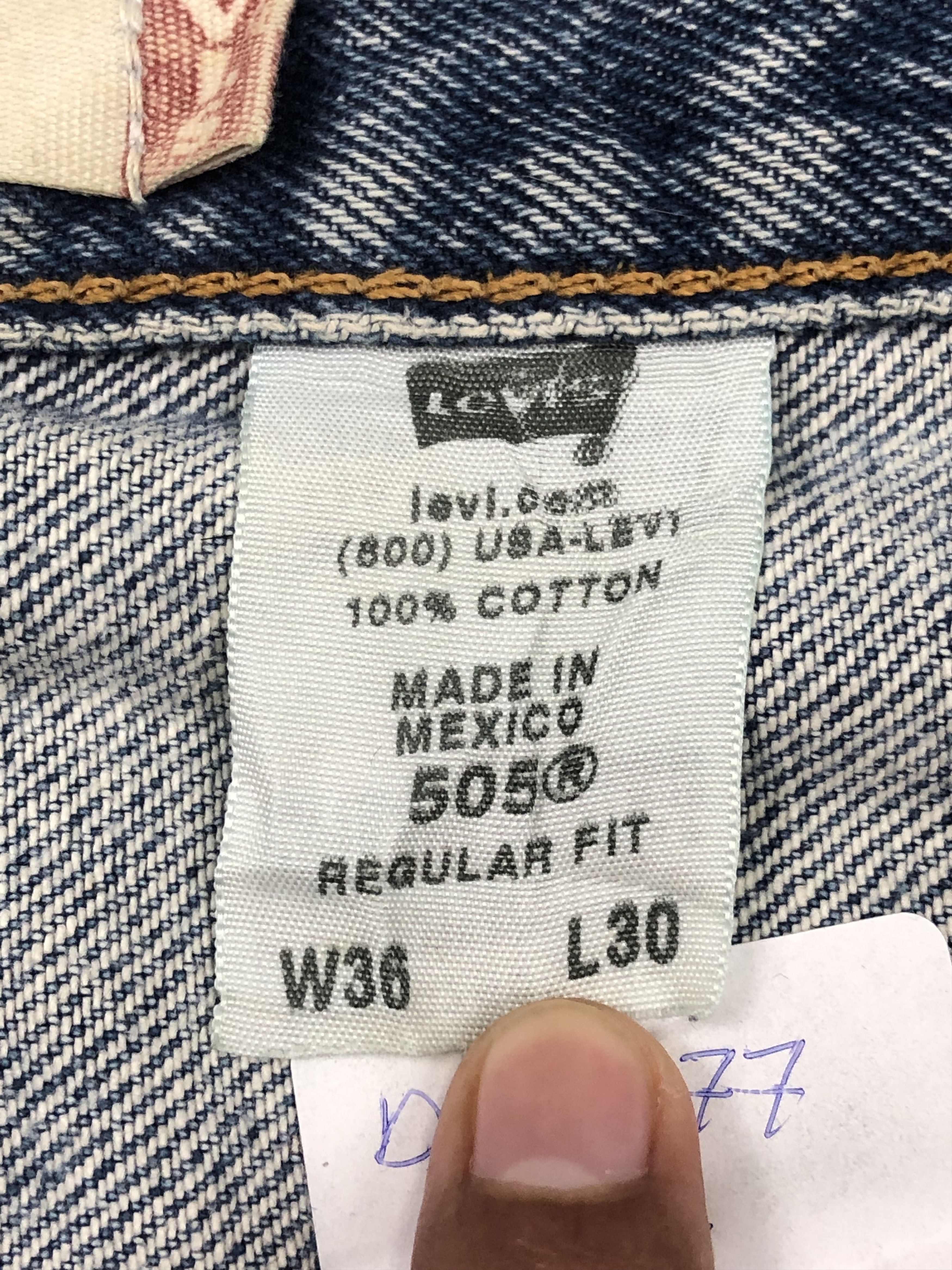 Levi's Vintage Levis 505 Faded Blue Jeans DP1577 Size US 37 - 7 Thumbnail
