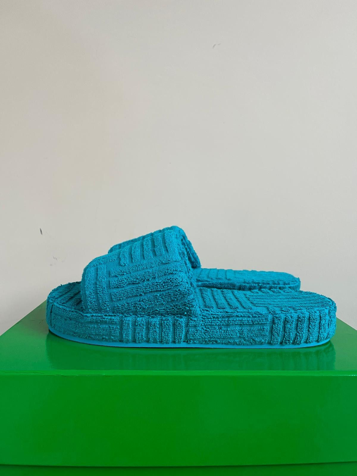 Bottega Veneta o1rshd1 Q:3 / Resort Sandal in Blaster Size US 9 / EU 42 - 2 Thumbnail
