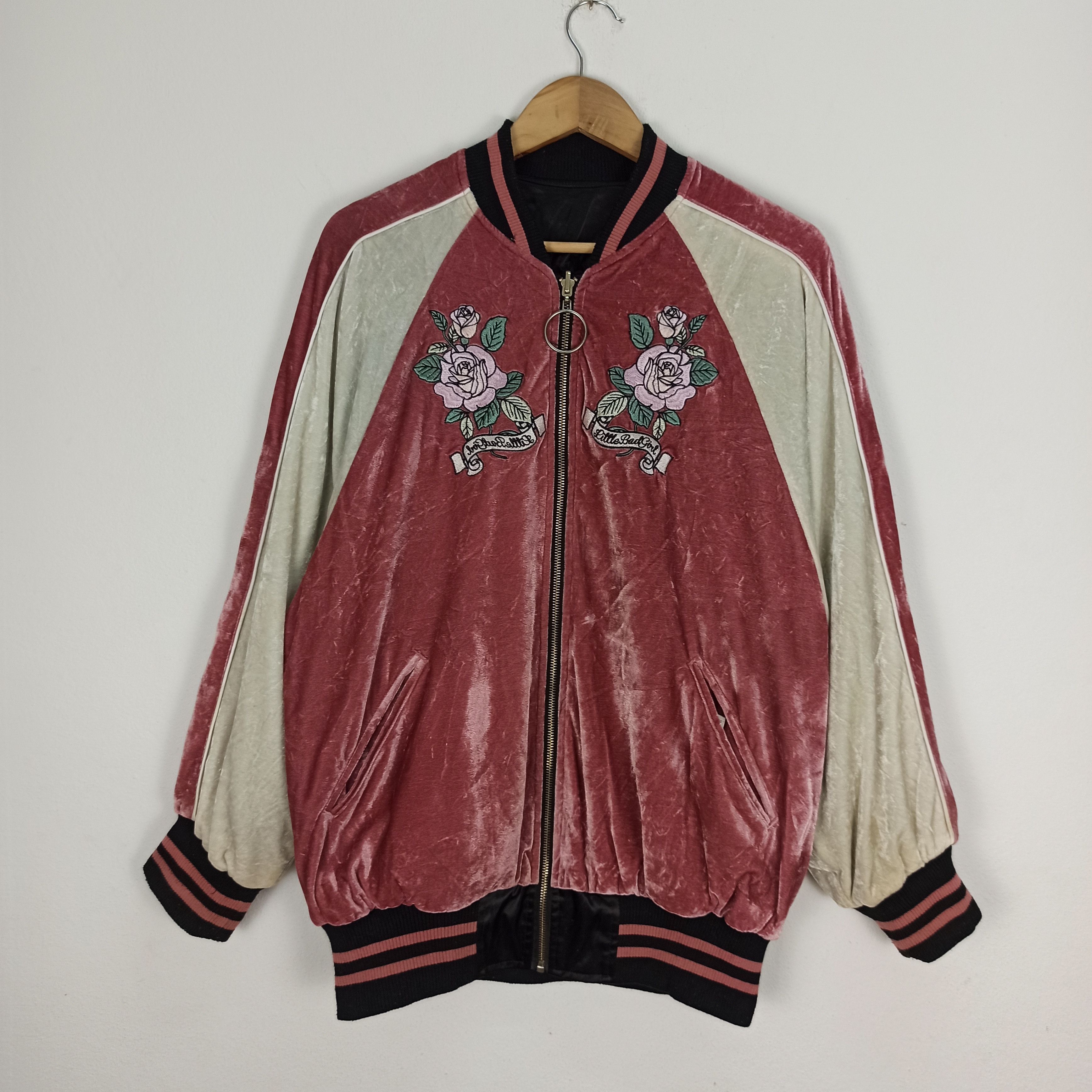 Japanese Brand Rare Reversible Sukajan Rose Logo Embroidery Bomber Size M / US 6-8 / IT 42-44 - 1 Thumbnail