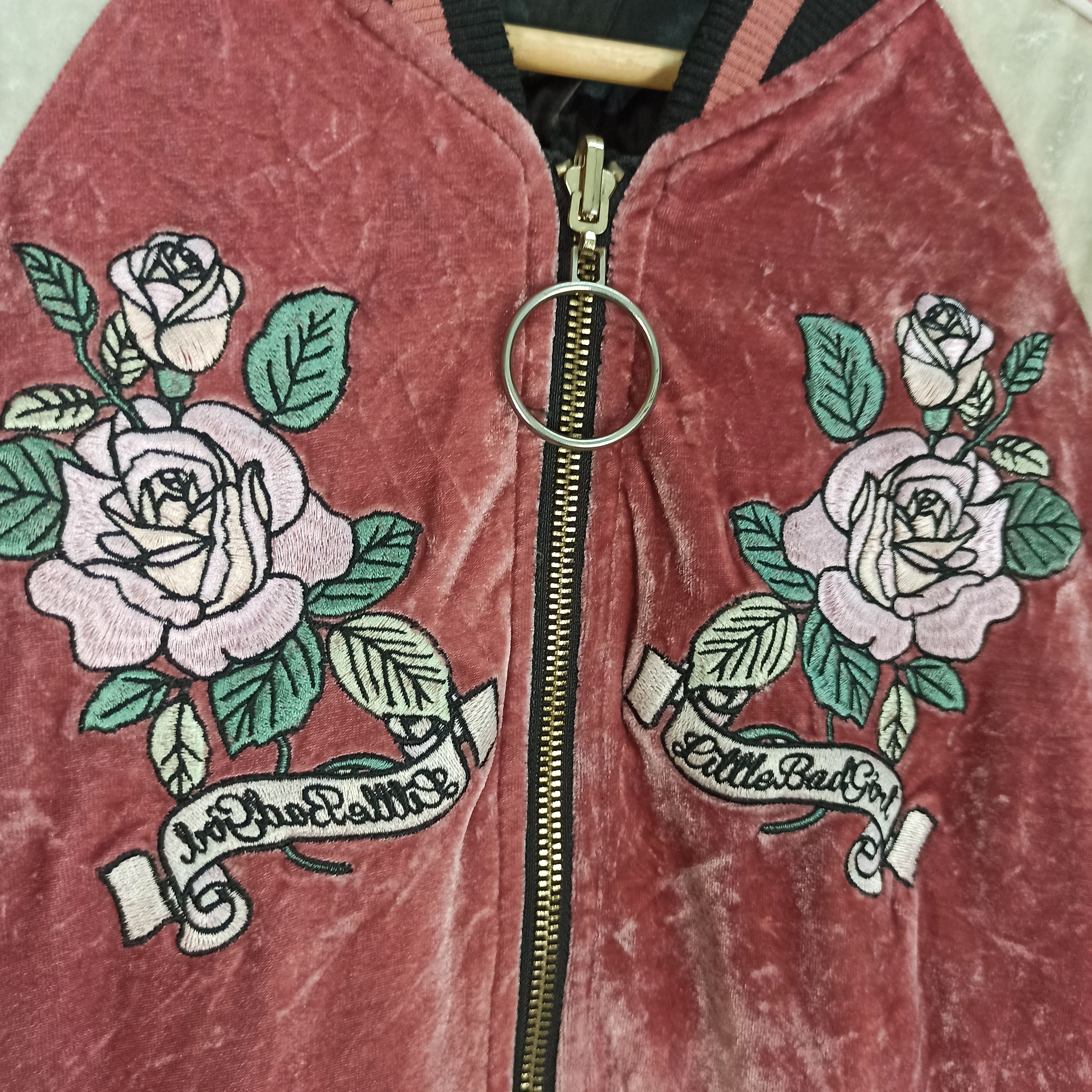 Japanese Brand Rare Reversible Sukajan Rose Logo Embroidery Bomber Size M / US 6-8 / IT 42-44 - 3 Thumbnail