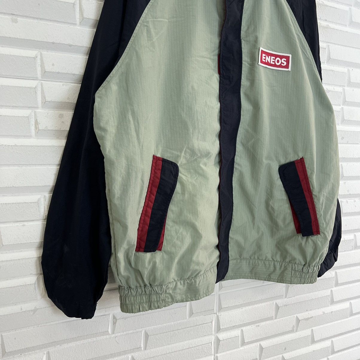 Japanese Brand VINTAGE ENEOS BOMBER JACKET STYLE BIG LOGO WORKER WEAR Size US L / EU 52-54 / 3 - 5 Thumbnail