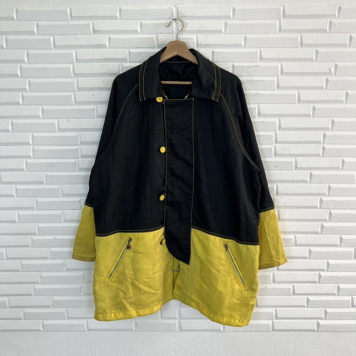 Japanese Brand VINTAGE COACH JACKET FILA BIG LOGO HOODIE STREETWEAR STYLE Size US M / EU 48-50 / 2 - 2 Thumbnail