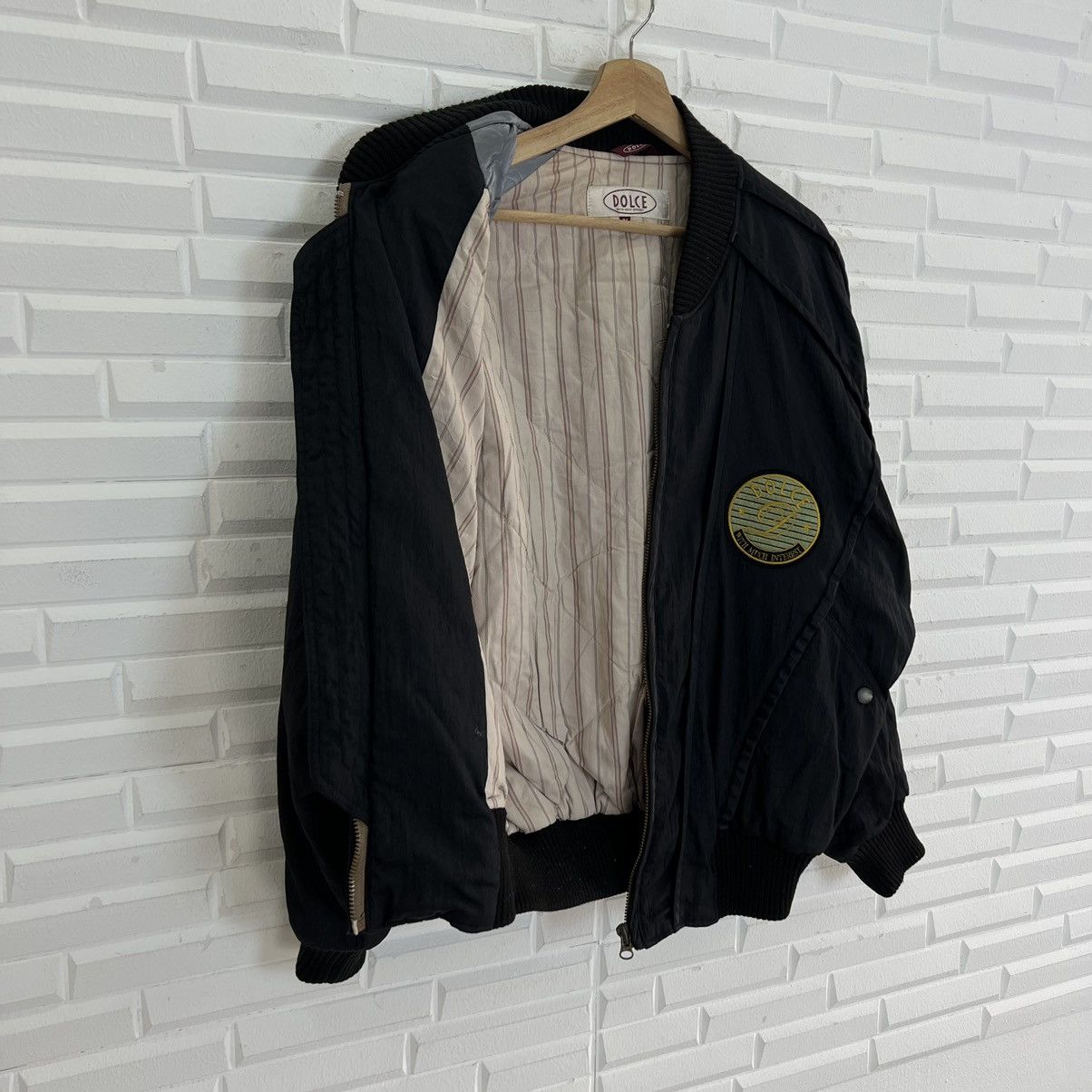 Japanese Brand VINTAGE DOLCE WITH MUCH INTEREST BIG LOGO BOMBER JACKET Size US L / EU 52-54 / 3 - 14 Thumbnail