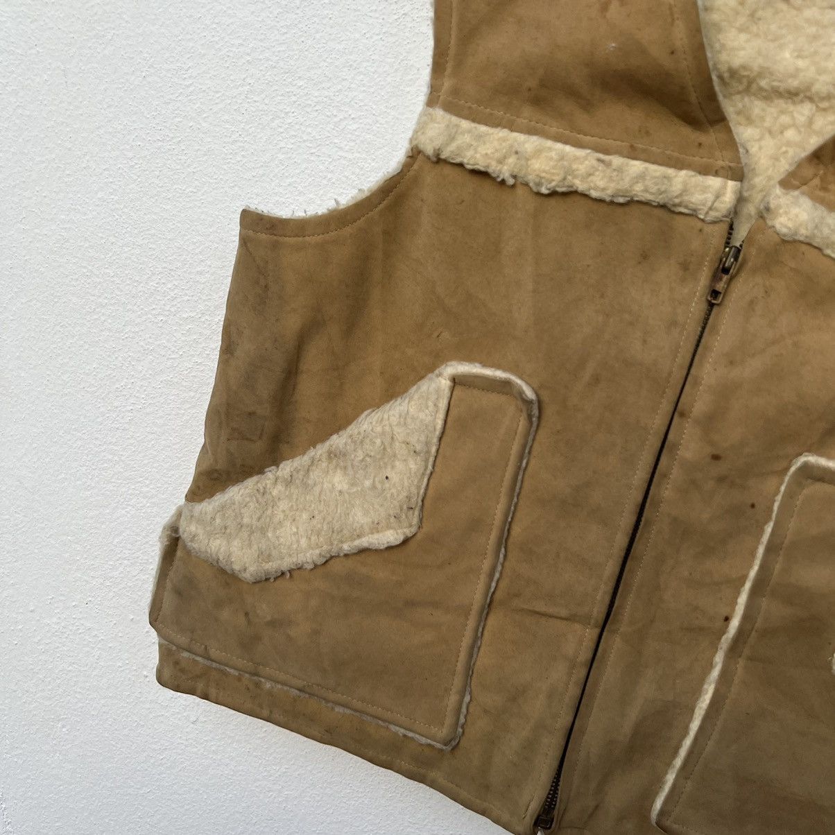 Leather VINTAGE KING LOUIE LEATHER PATCHWORK VEST WORKER WEAR Size US M / EU 48-50 / 2 - 4 Thumbnail