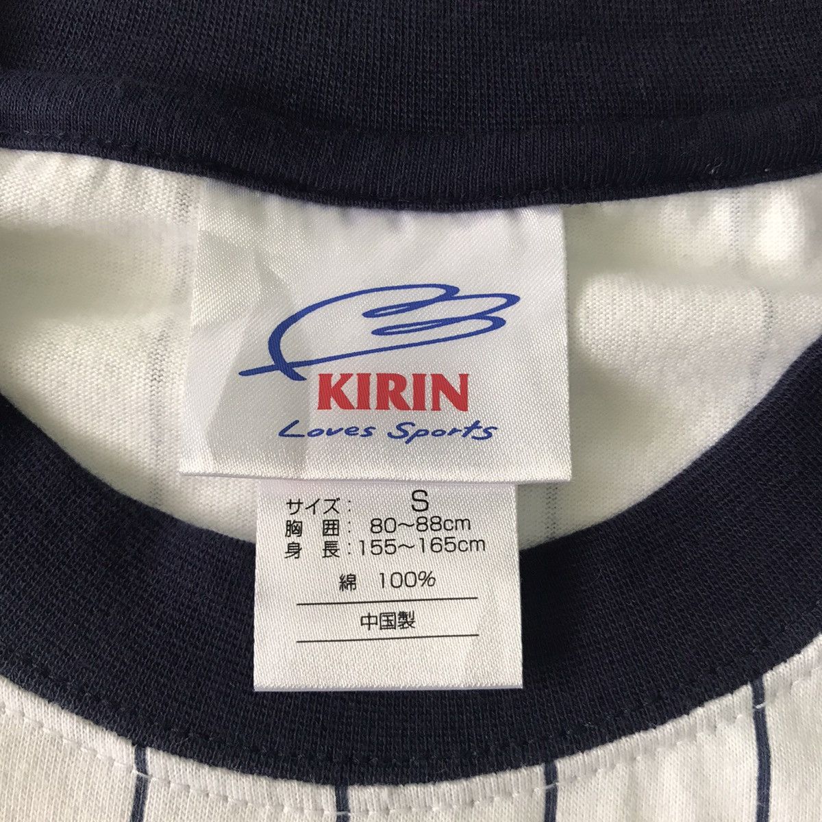 Majestic 💥Steals💥Big Printed New York Yankees Tee Size US S / EU 44-46 / 1 - 5 Thumbnail