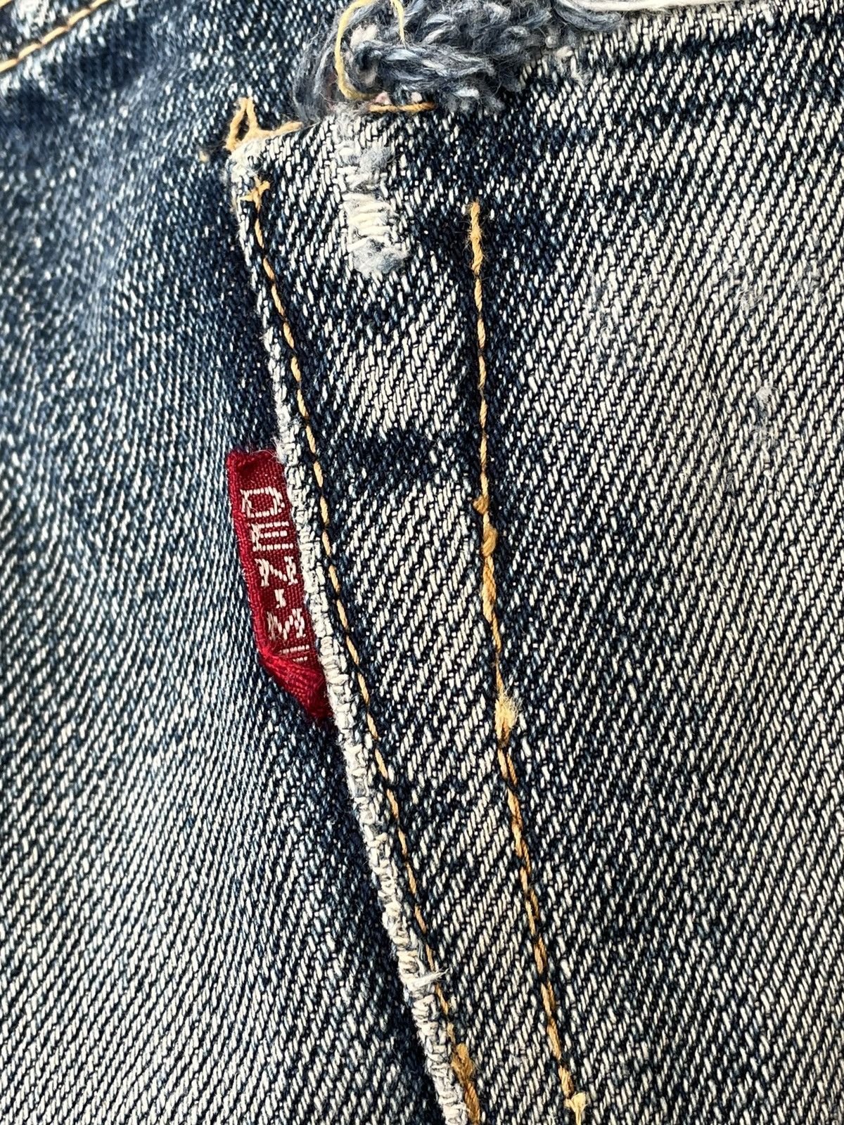 Denime VINTAGE DISSTRESSED DENIME Size US 29 - 9 Thumbnail