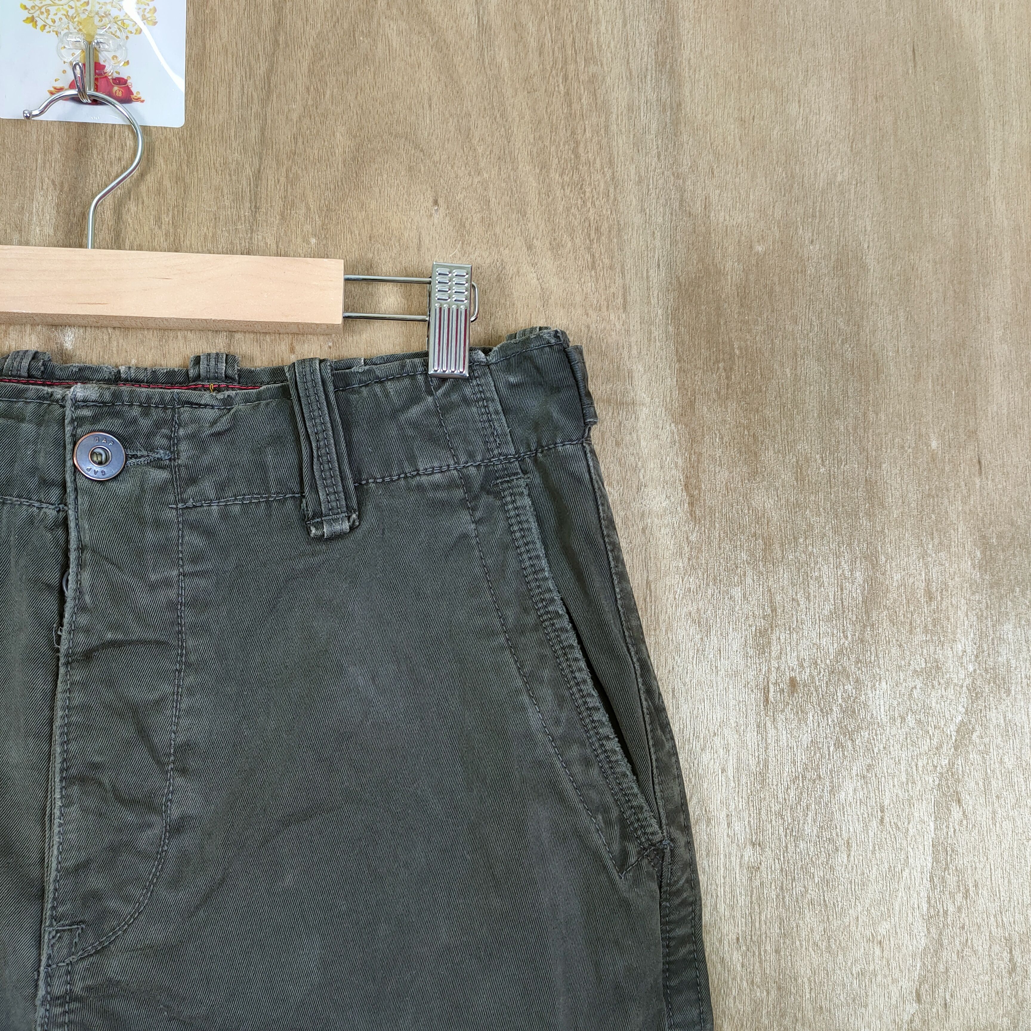Japanese Brand VINTAGE JAPANESE FADED BLACK MILITARY FLARE CARGO PANTS Size US 29 - 7 Thumbnail