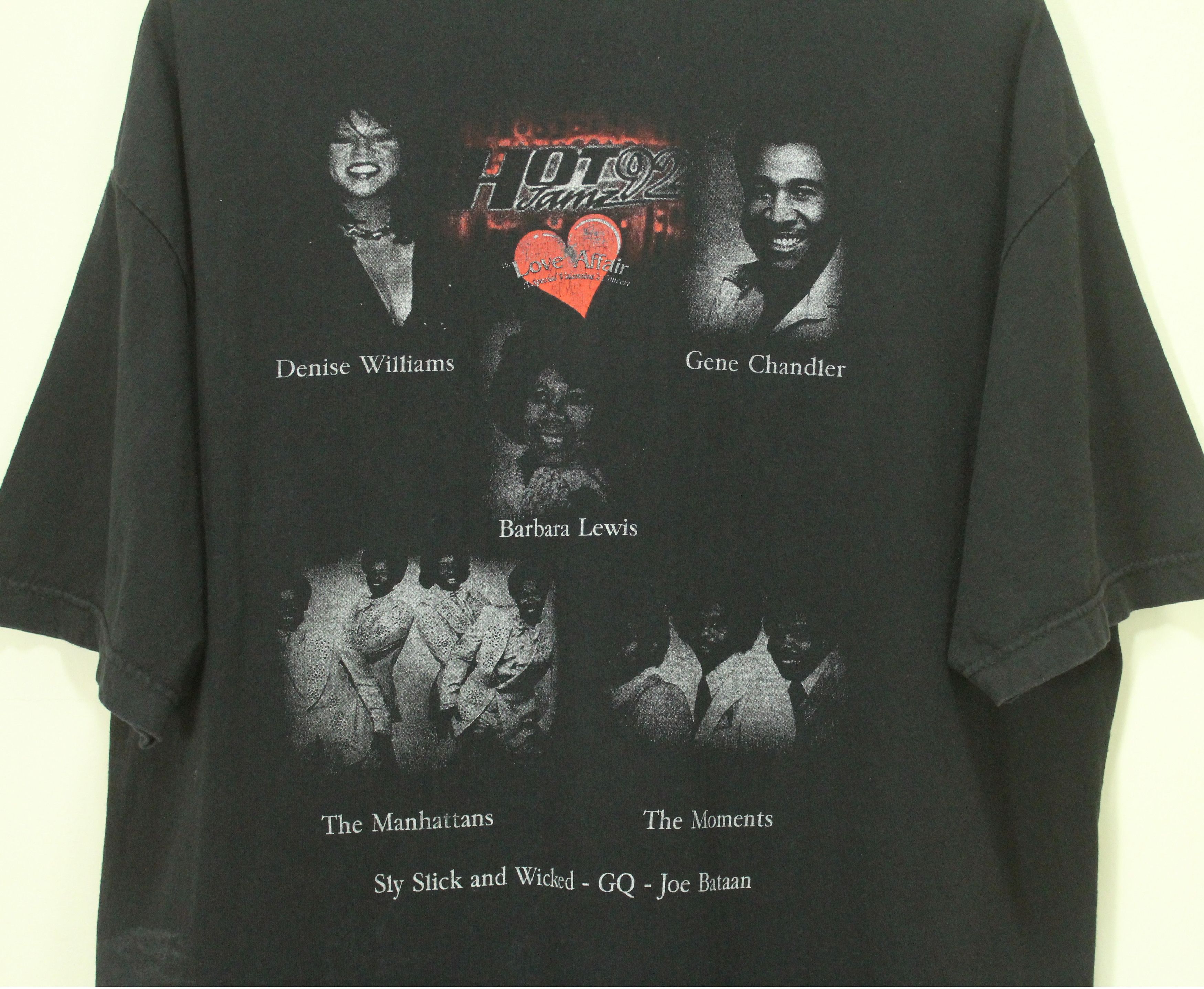 Band Tees × Rap Tees × Vintage Faded Vintage VALENTINE'S CONCERT T Shirt The Love Affair Size US XL / EU 56 / 4 - 2 Thumbnail